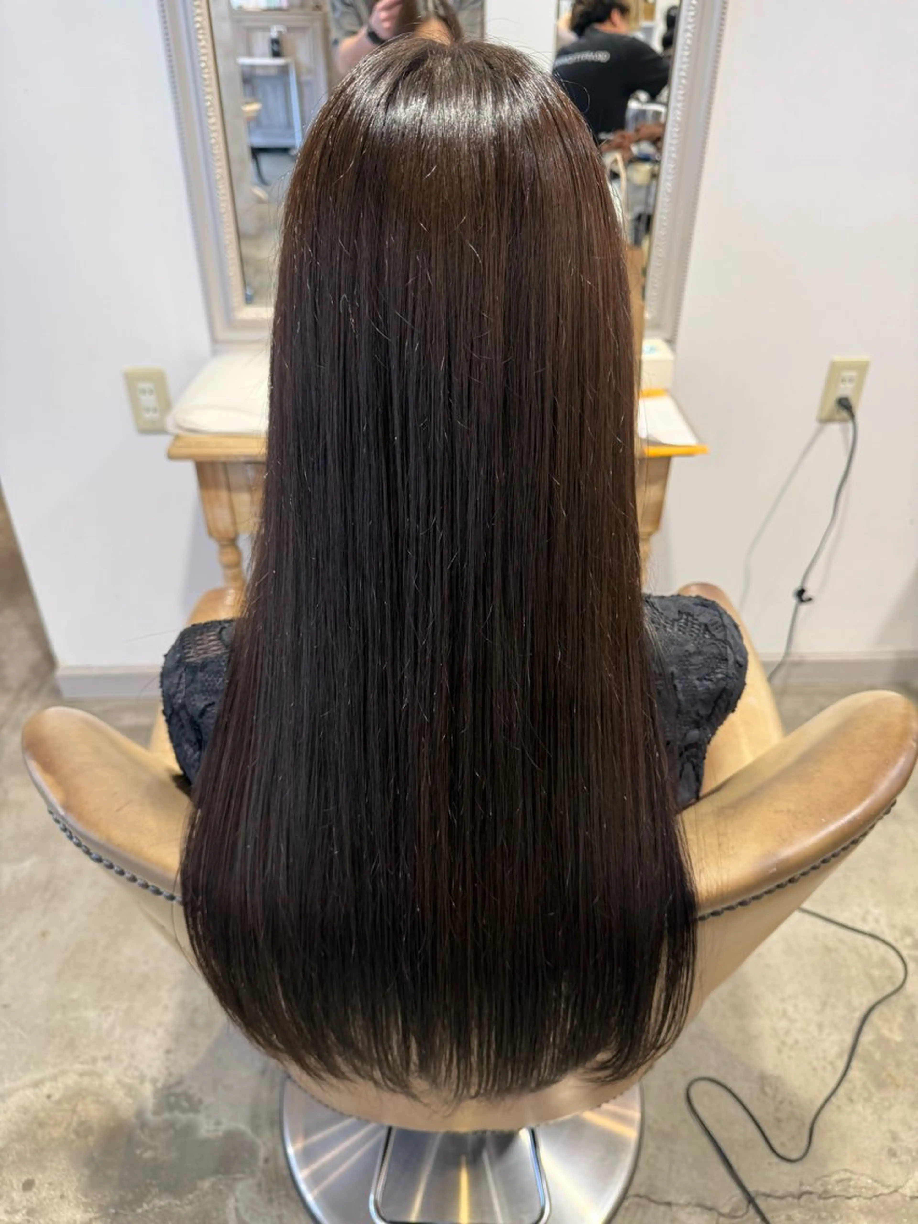 似合わせカット+髪質改善カラー+保湿TR✨ミニモ限定価格🍀の写真