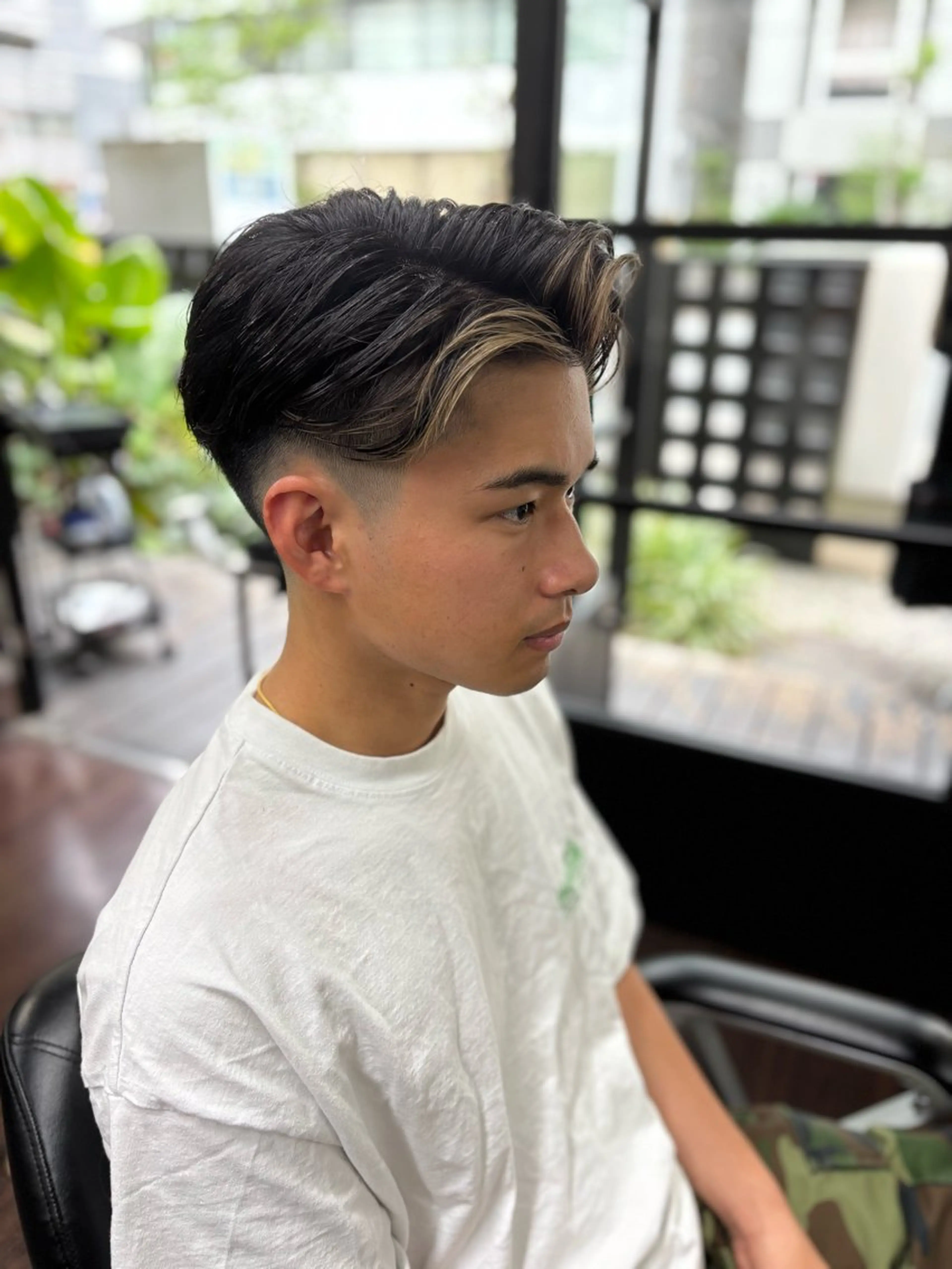 ショート メンズ フェードカット ツーブロック ミストバング 則光 諒一のヘアスタイル