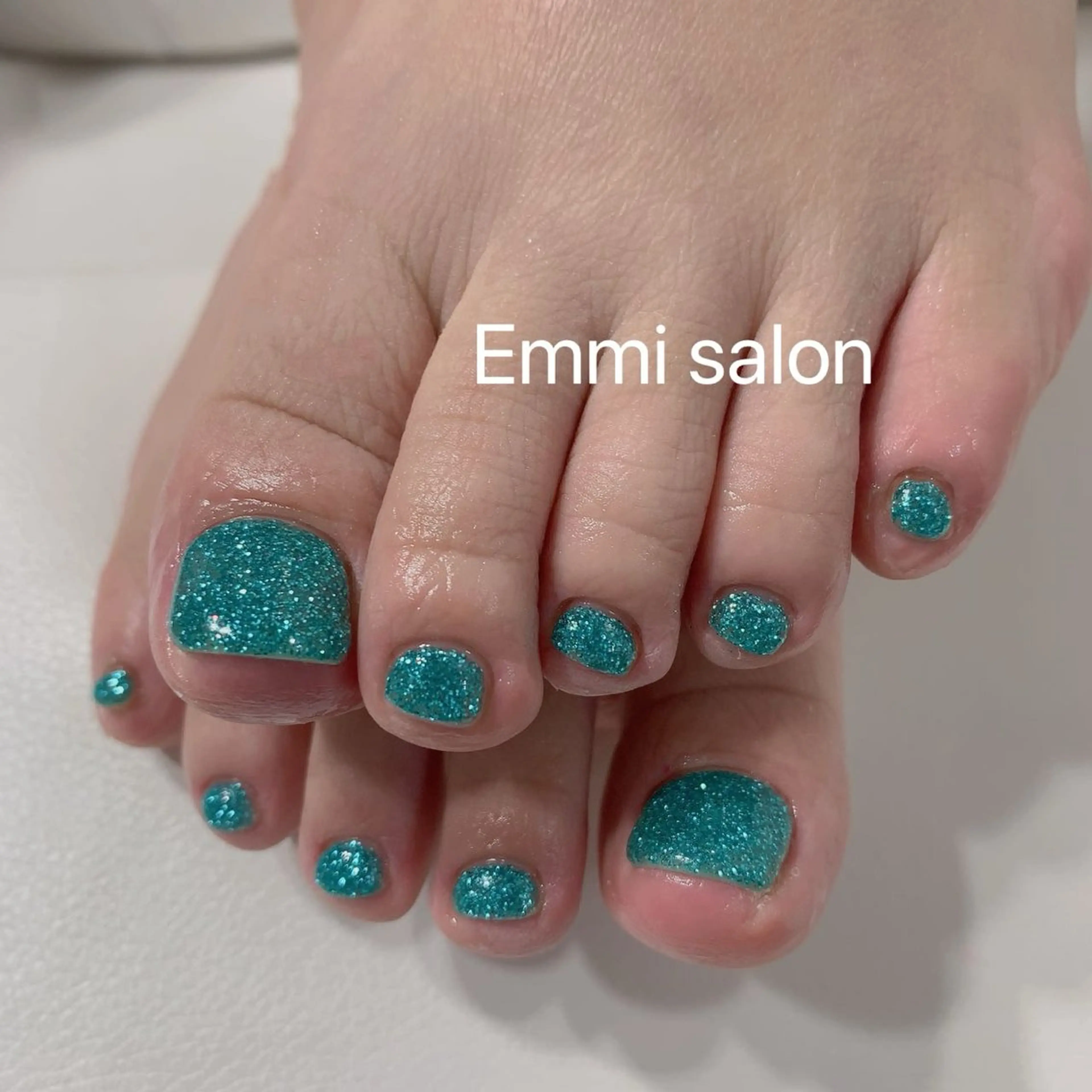 フッドワンカラ　初回&当店付替オフ無料・他店付替オフ550掛かります・ケア込みの写真