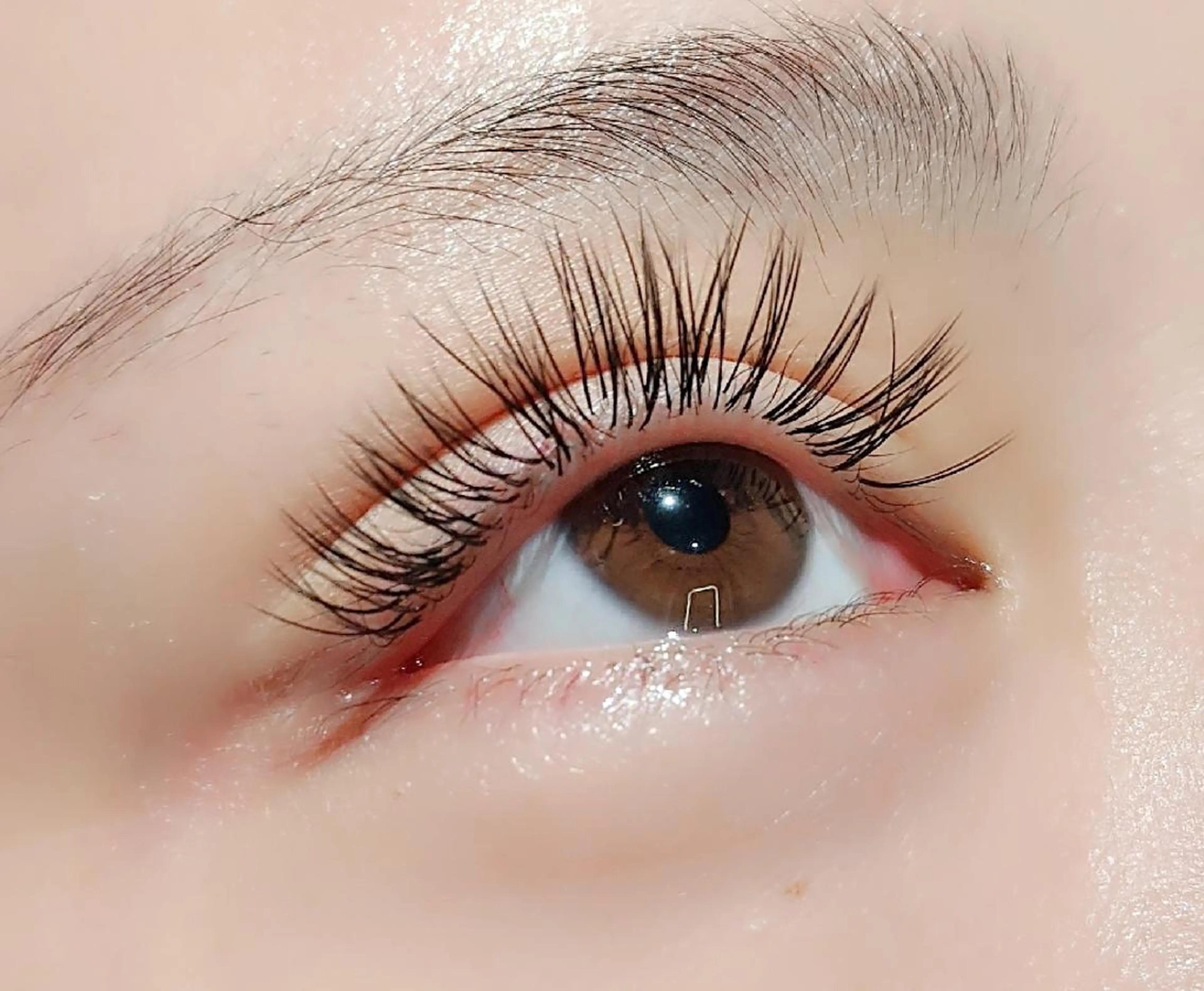 マツエク・マツパ バインドロック アップワードラッシュ アイデザイナー Key（ケイ）の眉毛・アイブロウイメージ