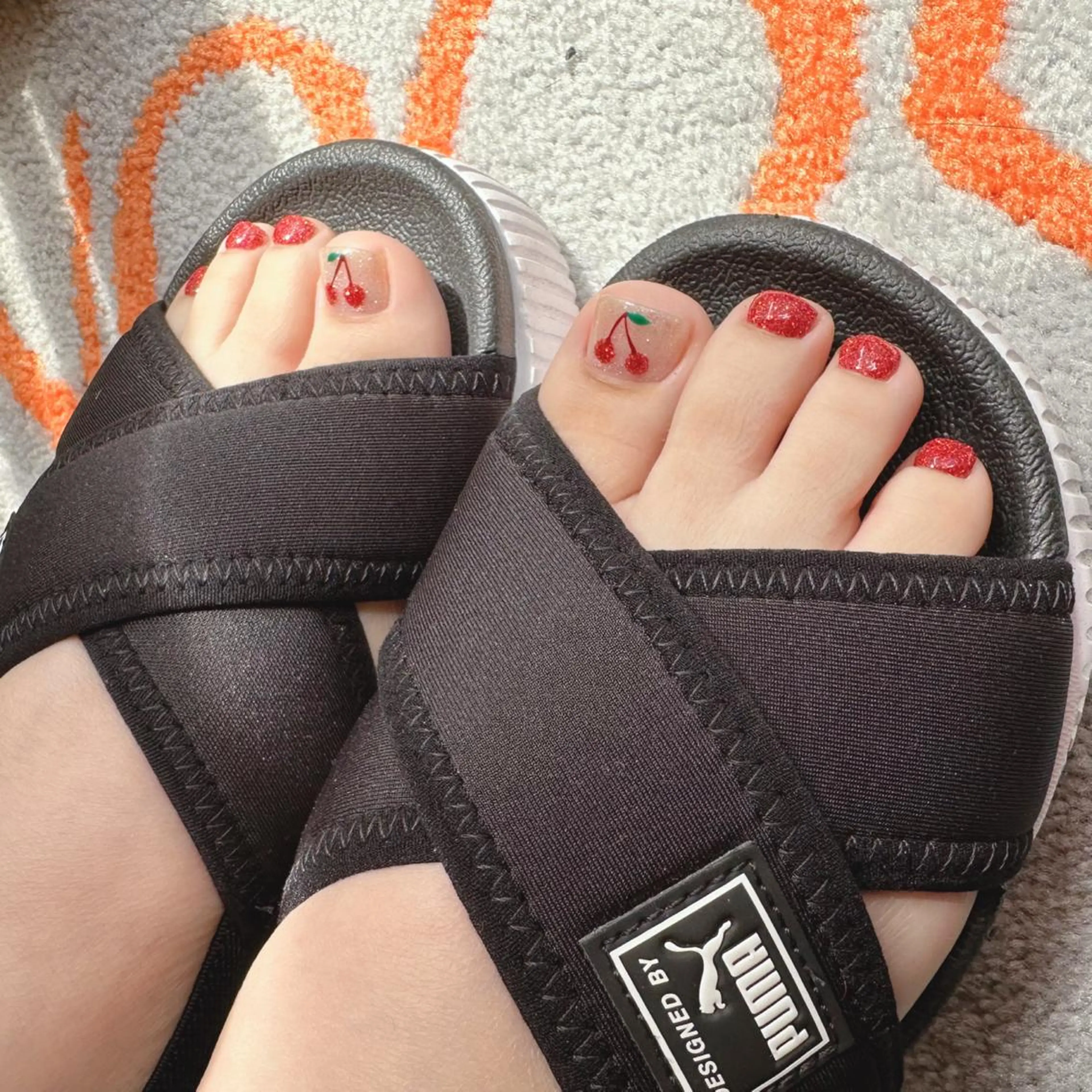 ネイル ROUN'　南 鈴沙のネイルデザイン