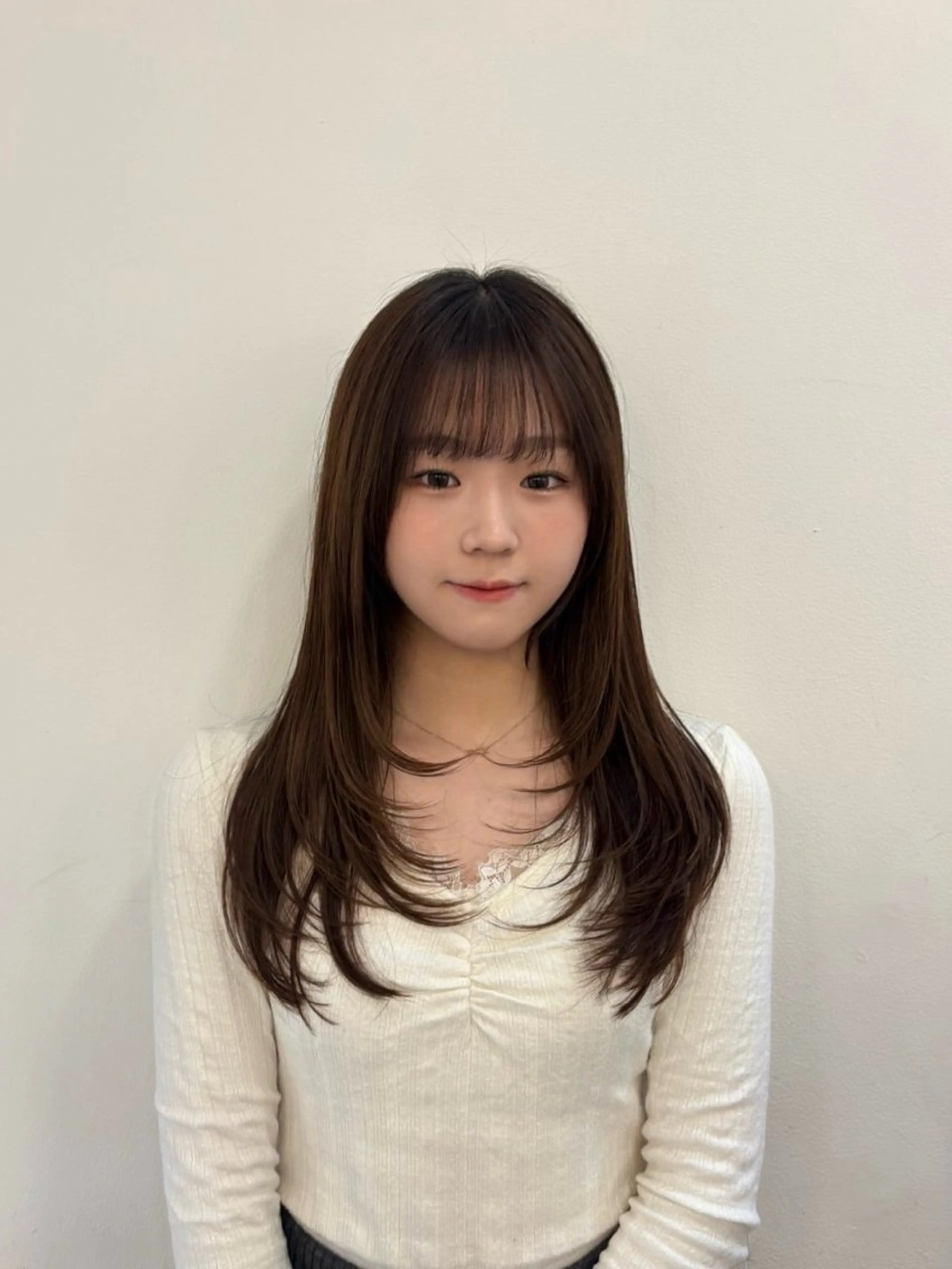 ロング 津上 恵美のヘアスタイル