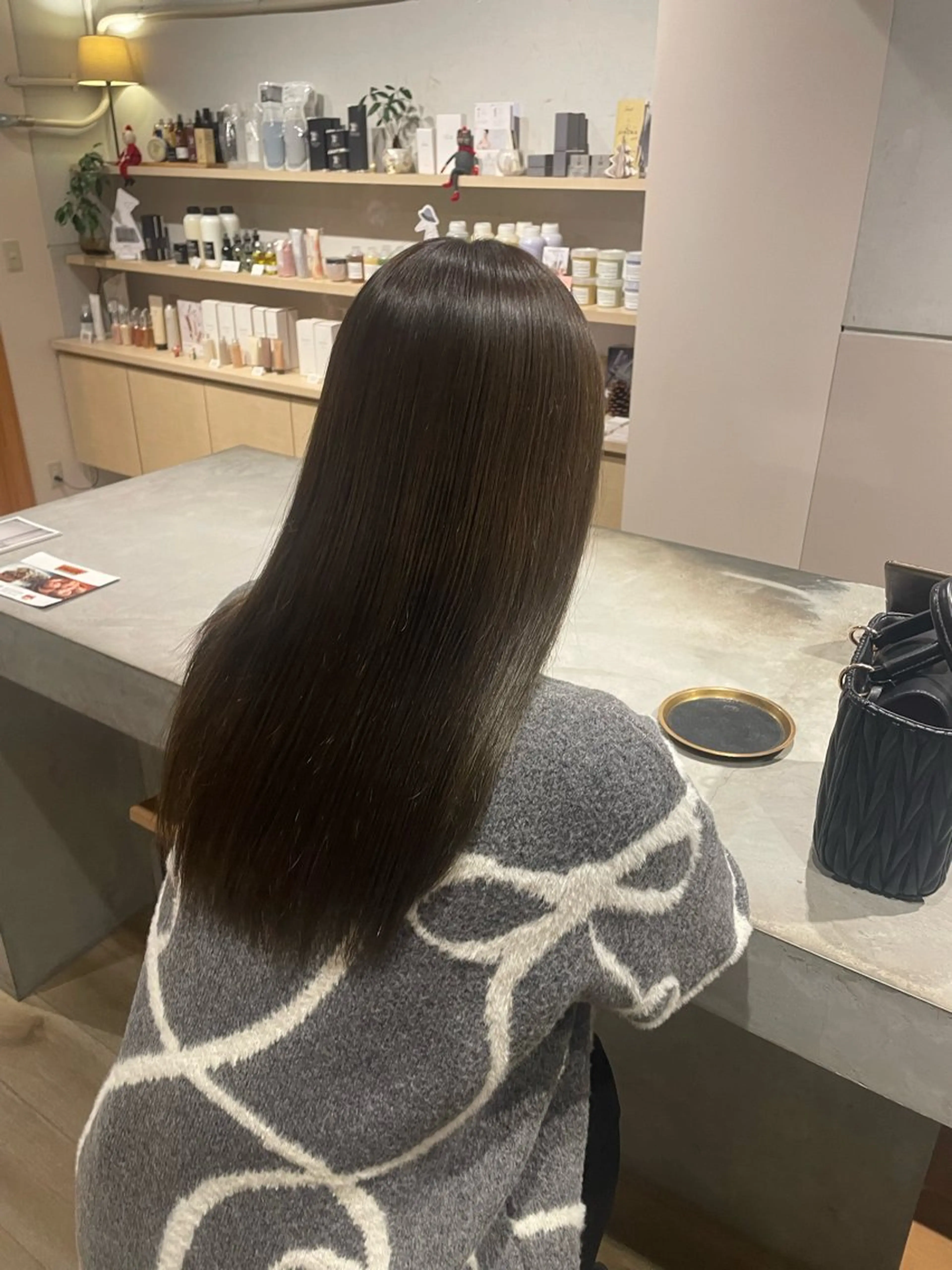 カット＋ワンカラー （ブロー込み）の写真