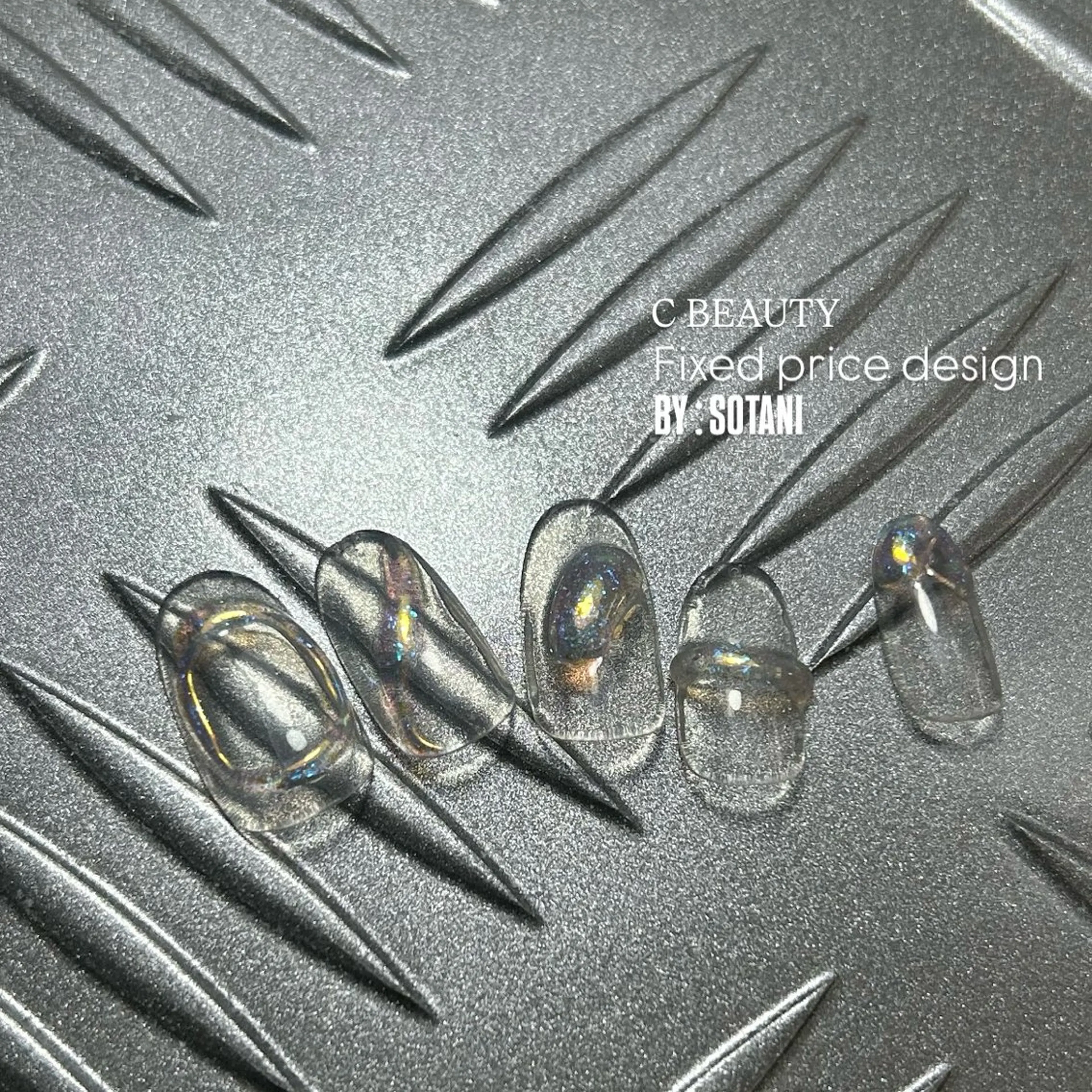 ネイル シンプルネイル C BEAUTY／ KAEDEのネイルデザイン