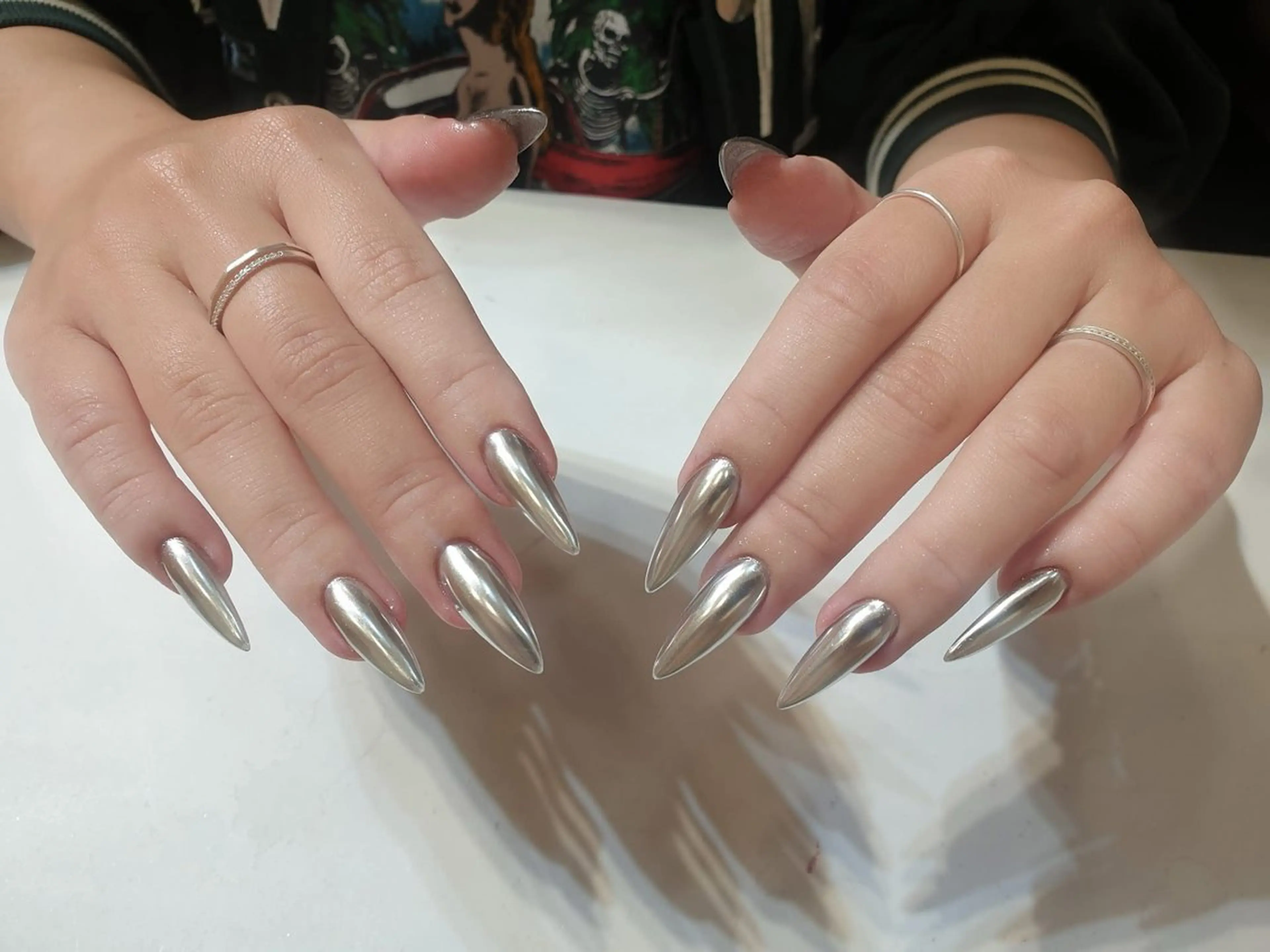 ネイル 長さ出し フレンチネイル ジェルネイル ガラスフレンチ 韓国ネイル ハンドネイル Minette nailHuongのネイルデザイン