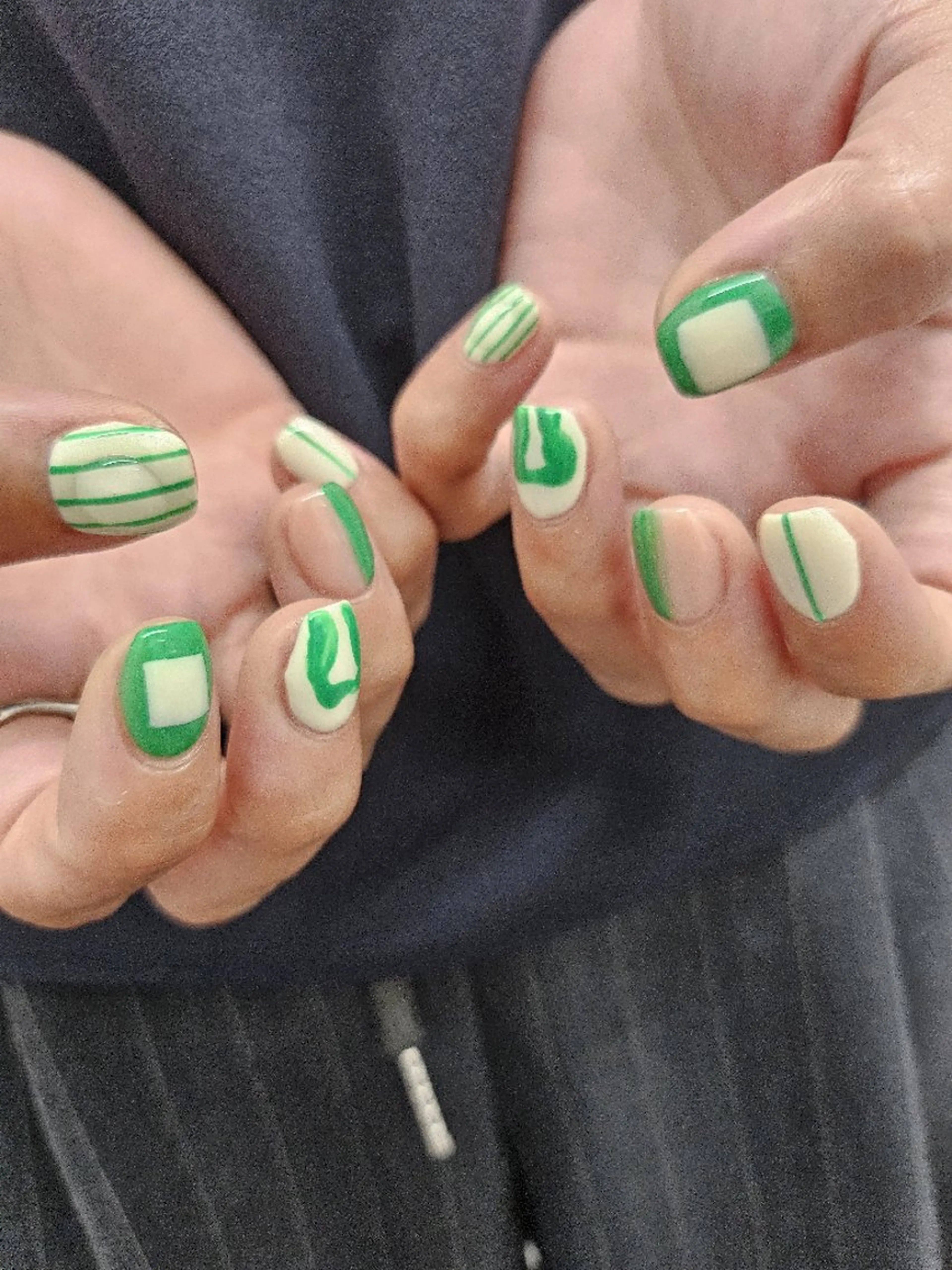 ネイル ジェルネイル 持ち込み ニュアンスネイル パラジェル 夏ネイル ハンドネイル puku nail 🌼kazu🌼のネイルデザイン