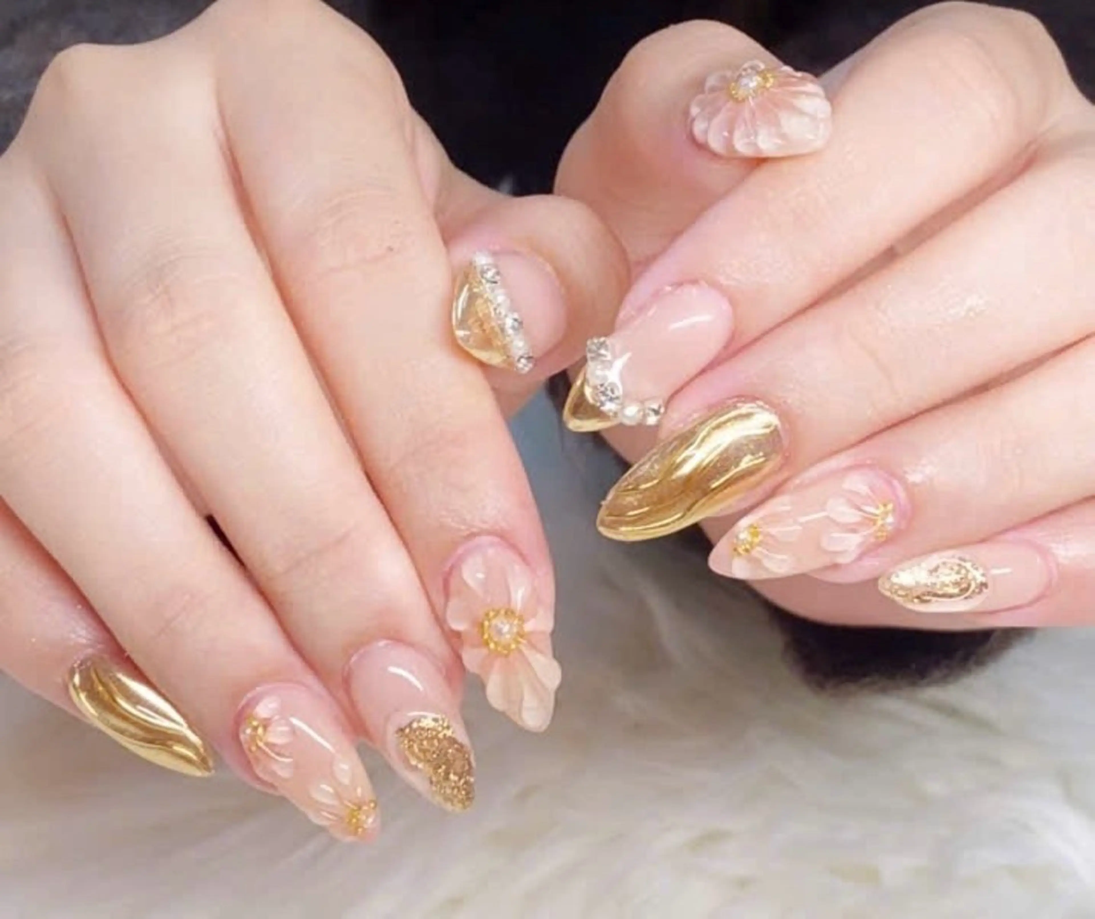 ネイル 成人式 フレンチネイル グラデーション 韓国ネイル マグネットネイル ハンドネイル ハンドケア Hara Nail 【パラジェル使用】のネイルデザイン