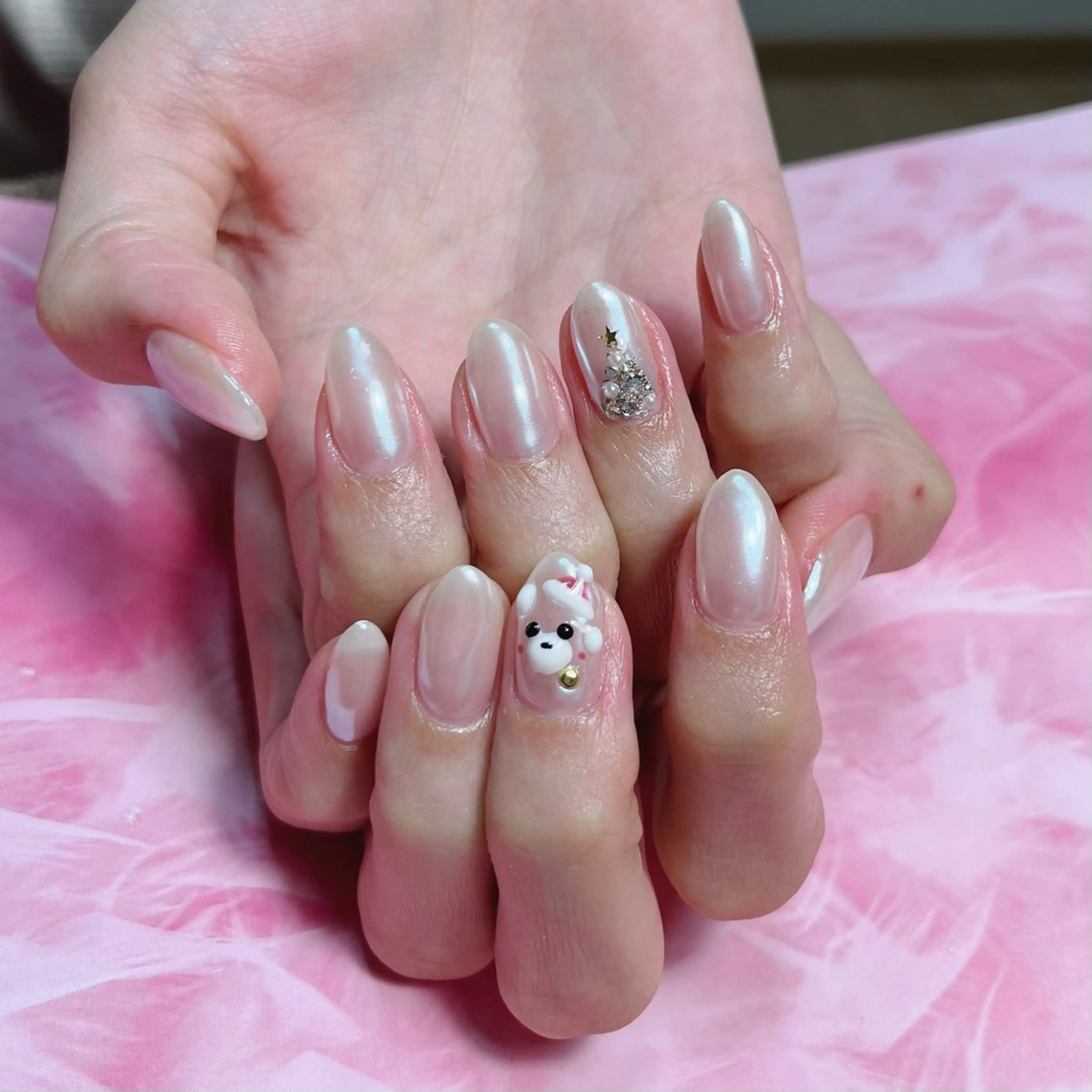 ミディアム hs nail salonのネイルデザイン