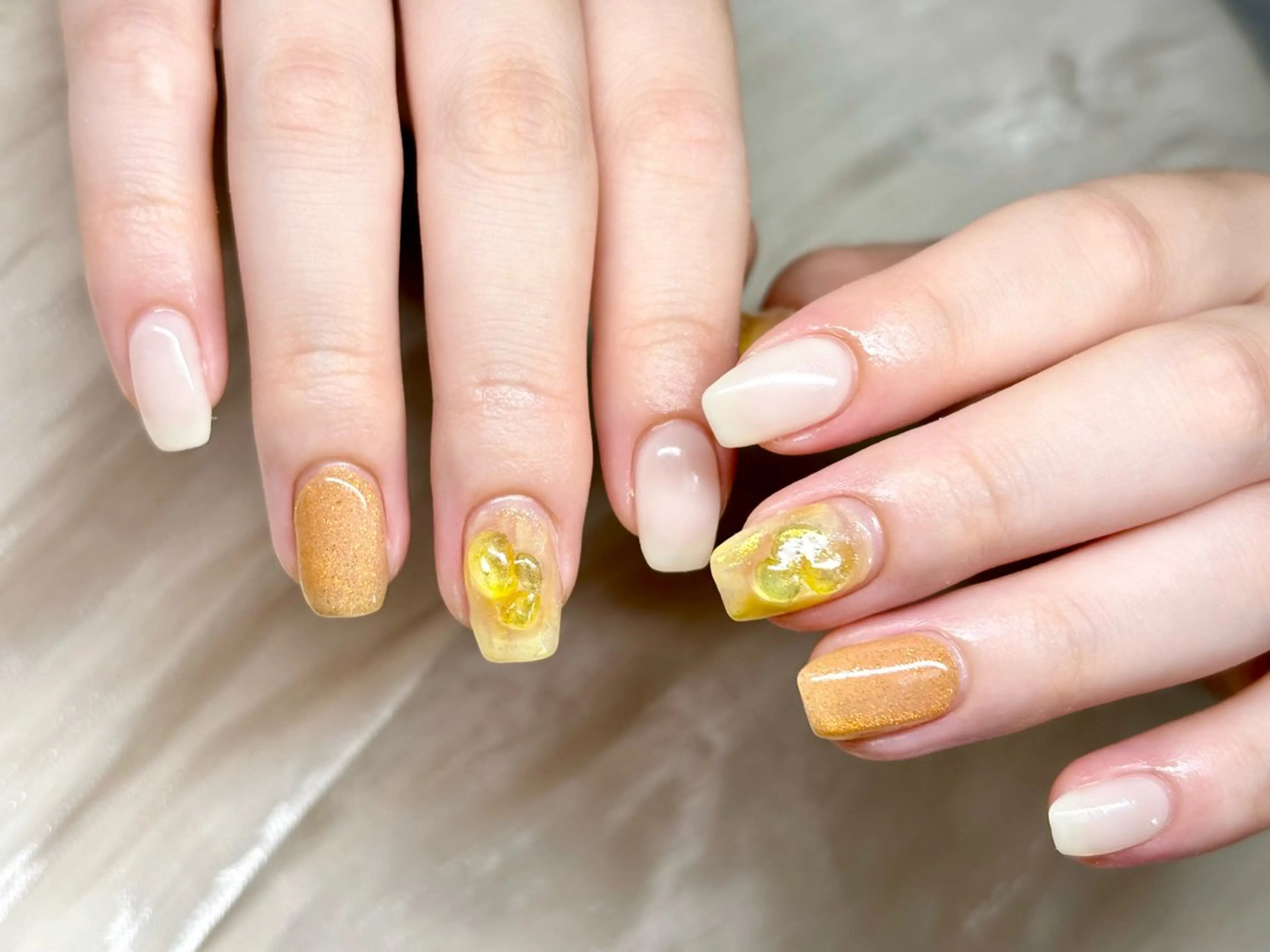 ネイル アートネイル ニュアンスネイル オレンジ ETE LUNA NAILのネイルデザイン