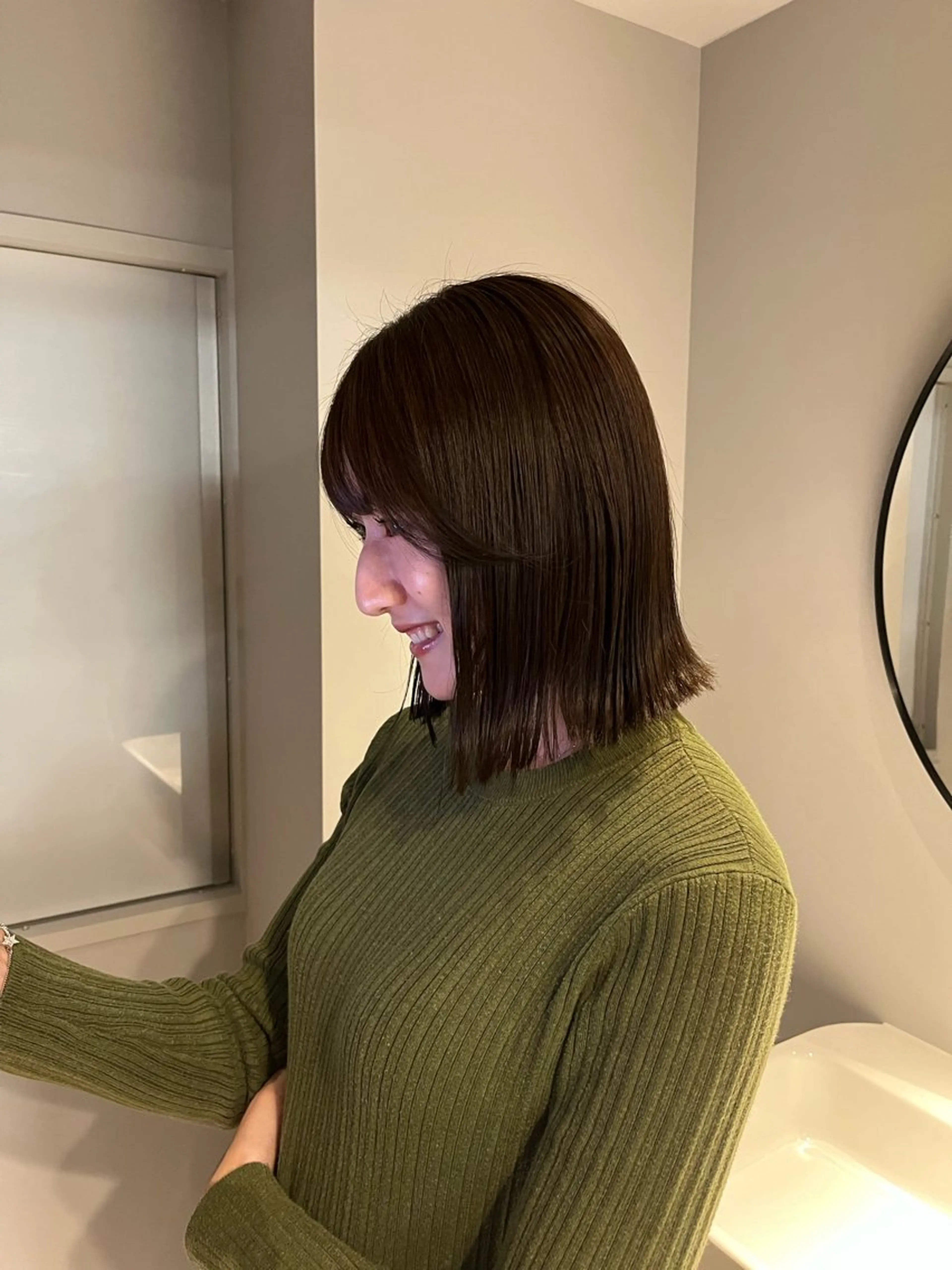 ミディアム films所属・AYA/films ショート／レイヤーのヘアスタイル