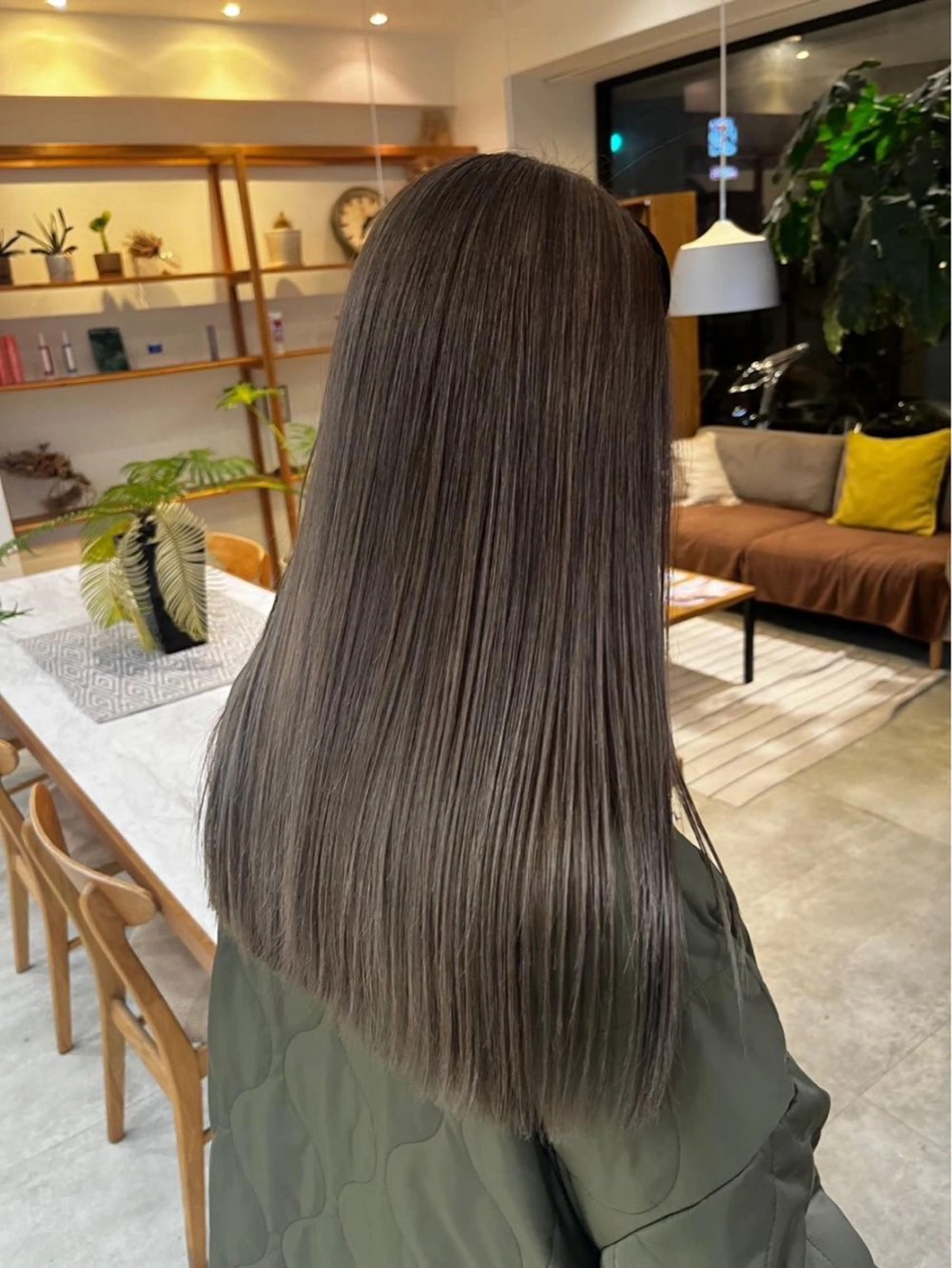 ロング カラー パーマ ヘアアレンジ ショートボブ ブリーチ ケアブリーチ ダブルカラー ハイライトカラー ヘアカラー トリートメント misa🫧ナチュラ ル縮毛矯正/髪質改善のヘアスタイル