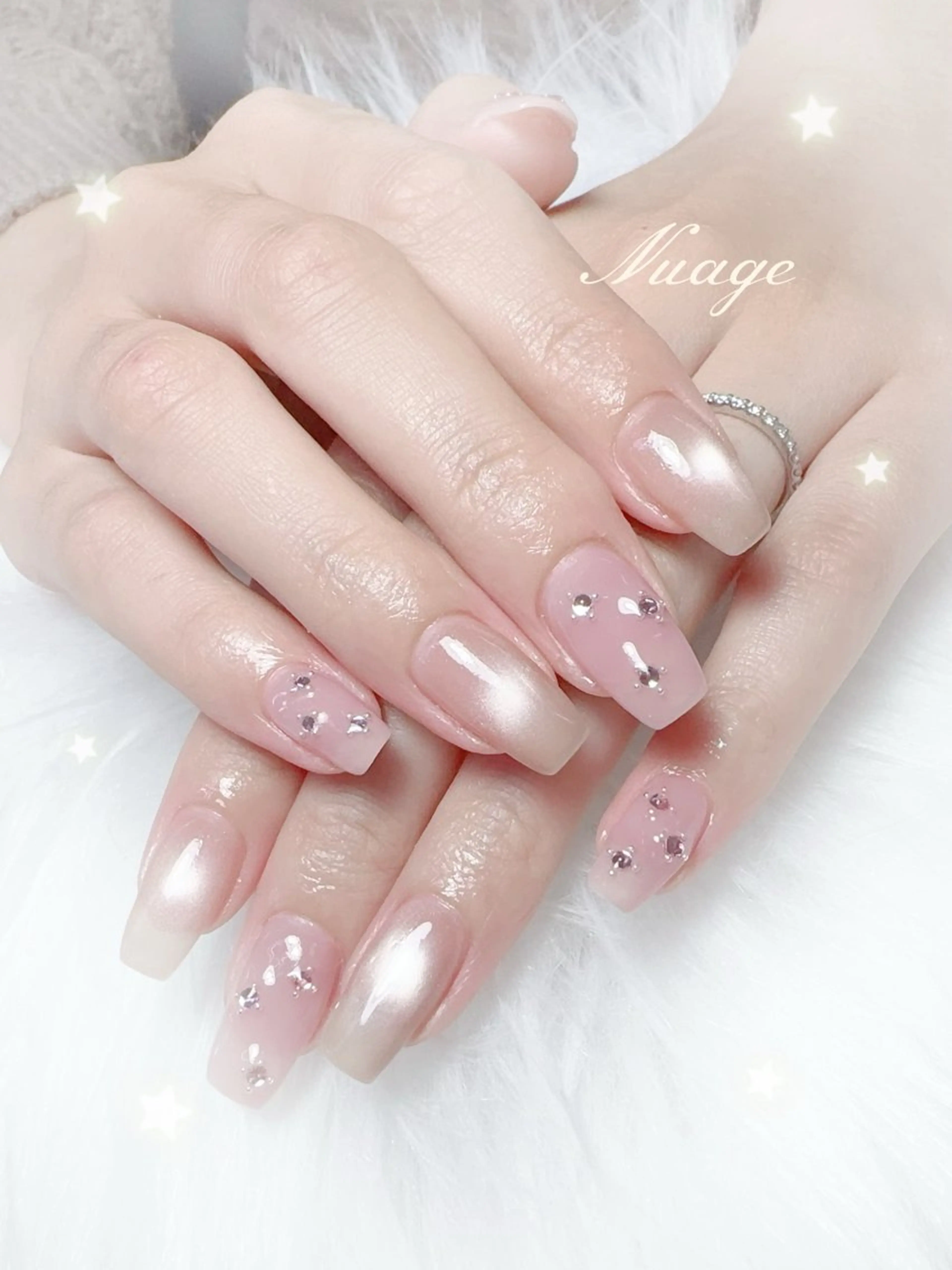 ネイル シンプルネイル Nuage ミレイのネイルデザイン