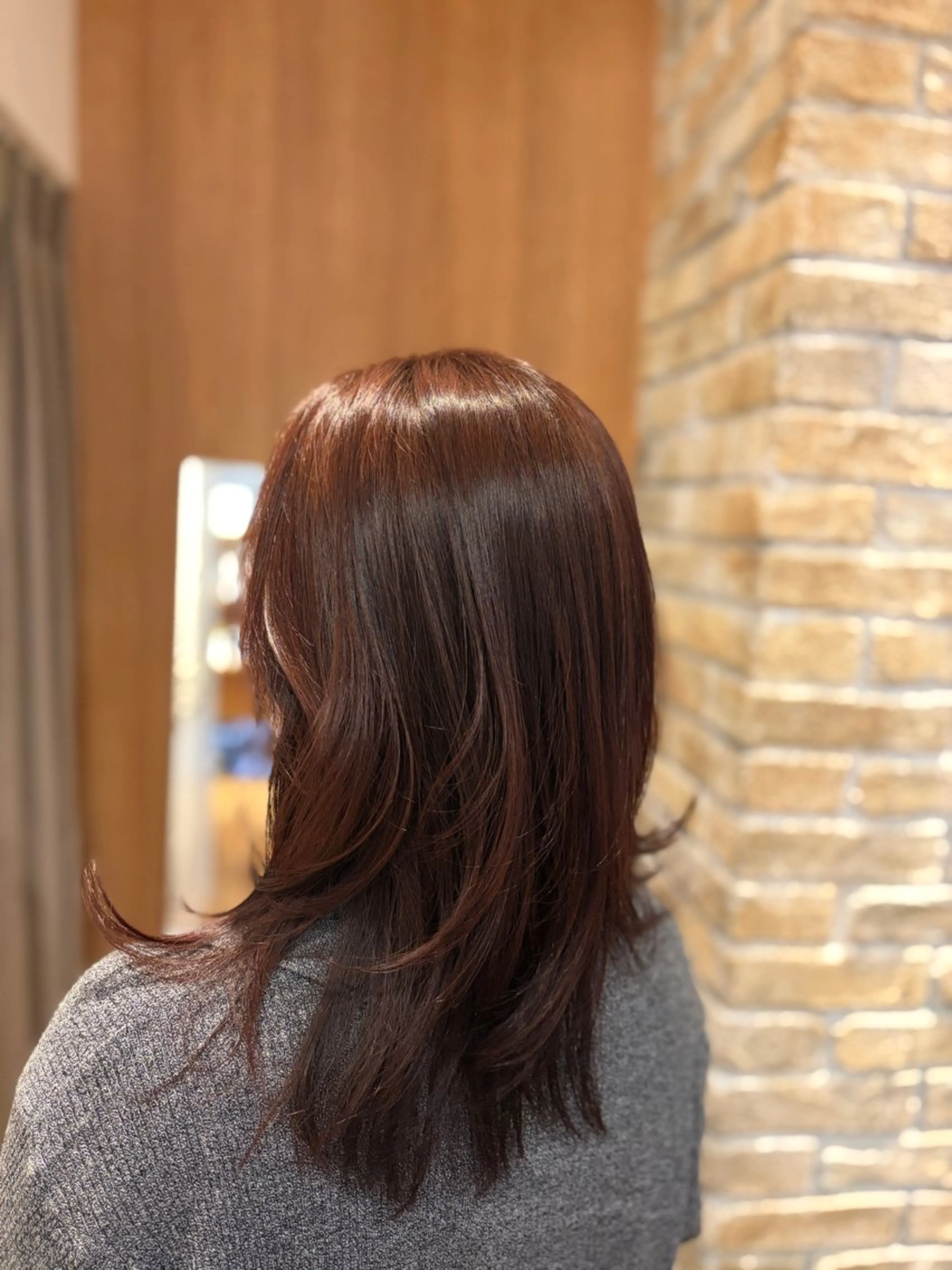 ミディアム カラー ブラウンカラー レッドカラー 木田 絢子のヘアスタイル