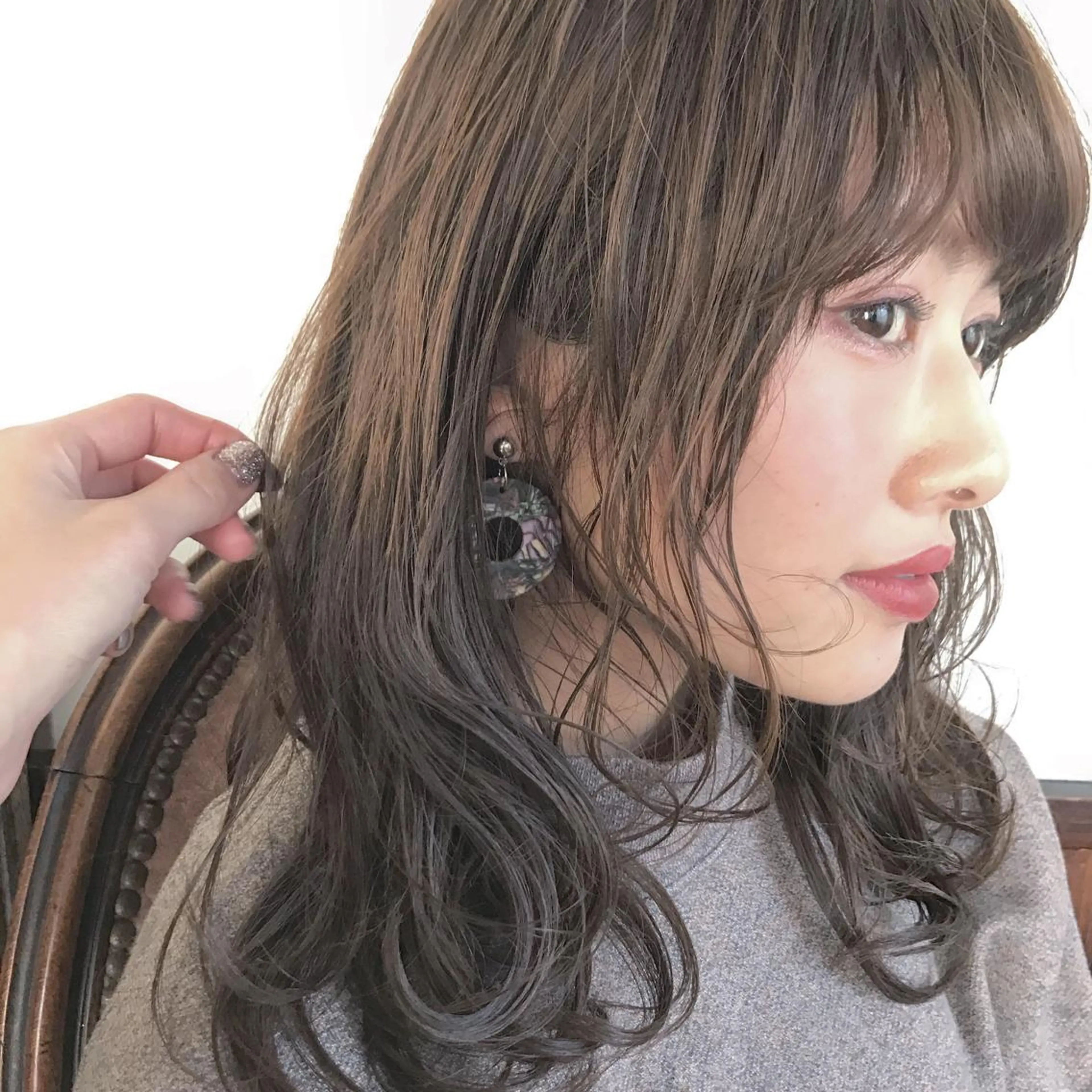 セミロング カラー 顔周りカット 伊 杏のヘアスタイル