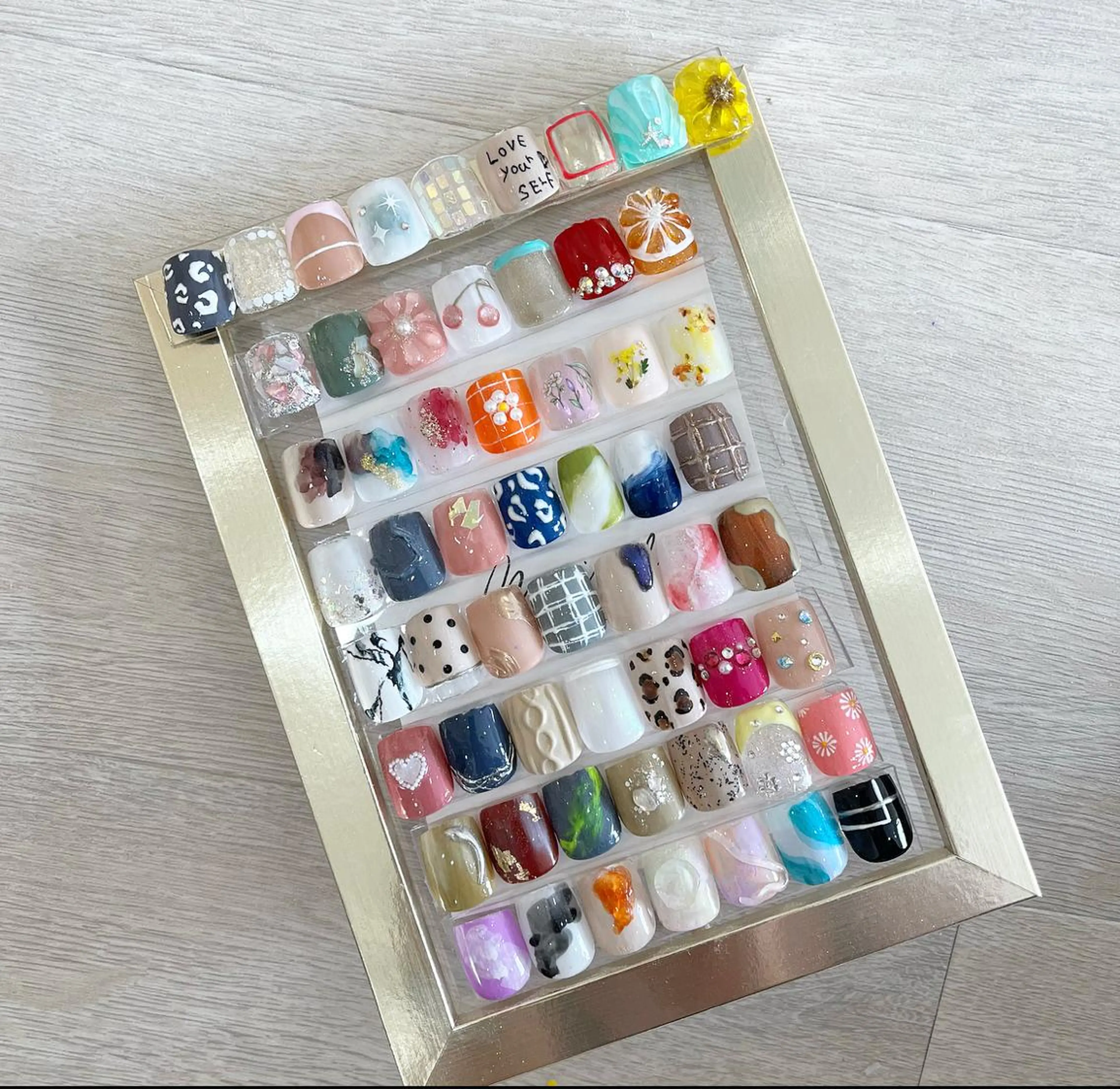 ネイル フットネイル #Amin nail salonのネイルデザイン