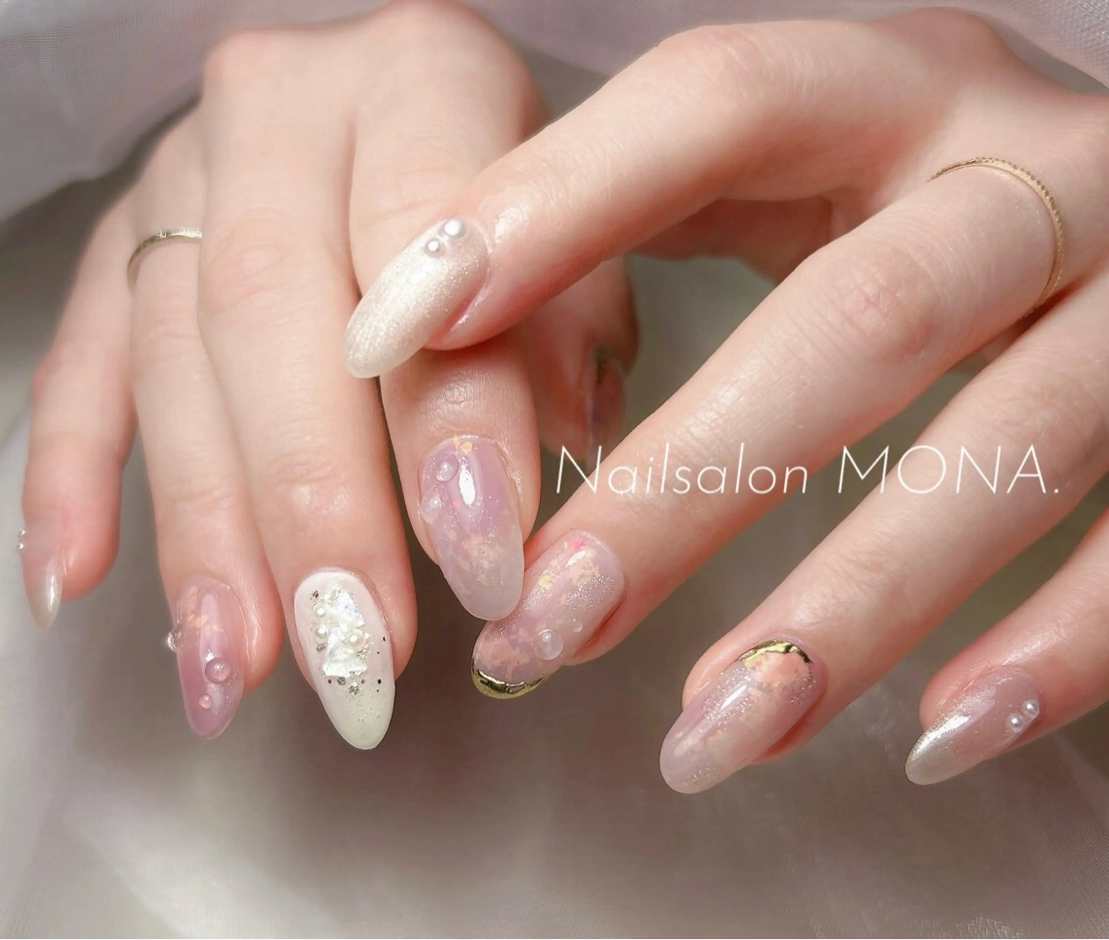 ネイル ニュアンスネイル ピンク パープル ハンドネイル Nailsalon MONA.のネイルデザイン