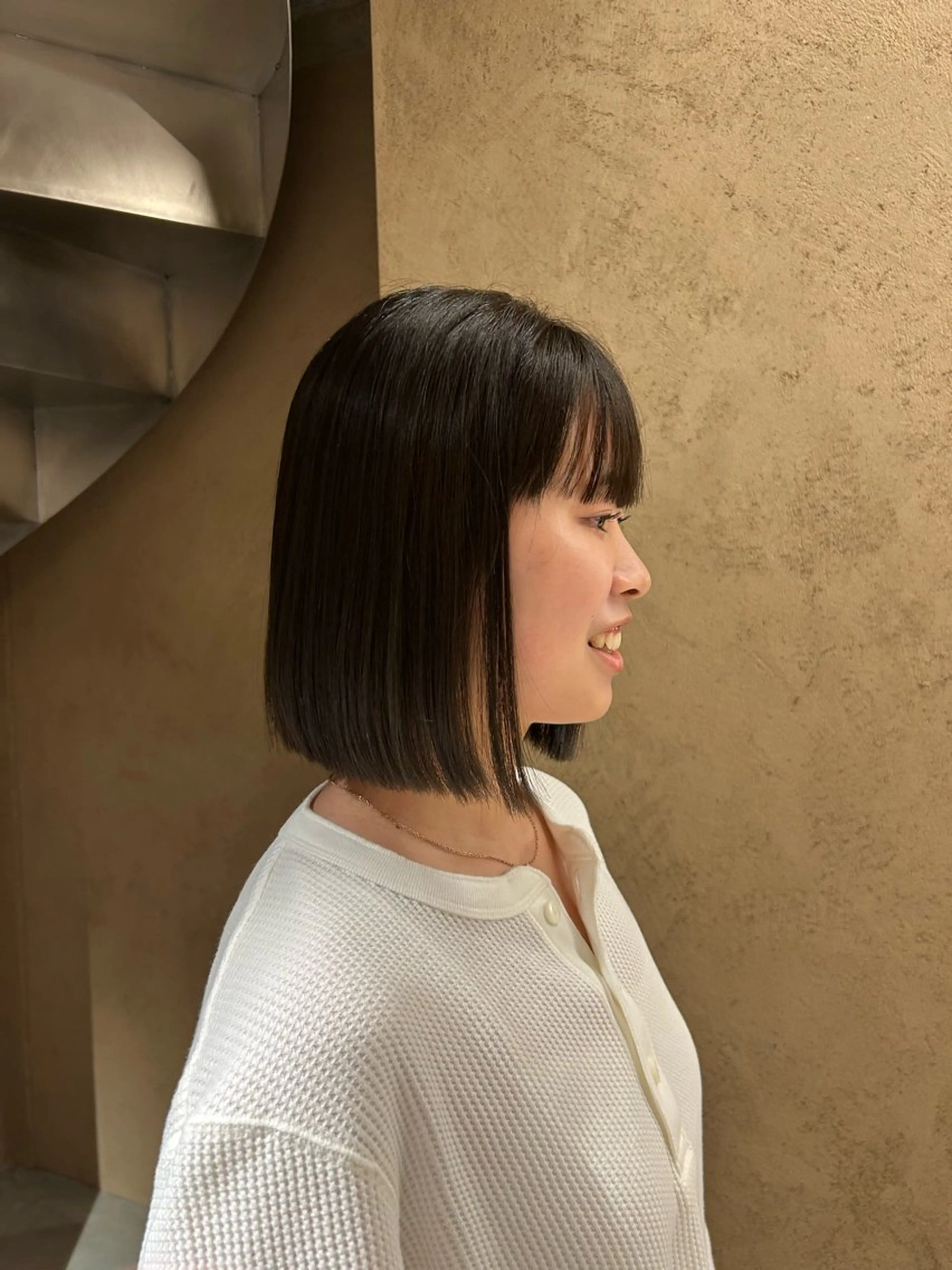 アベ コハルのヘアスタイル