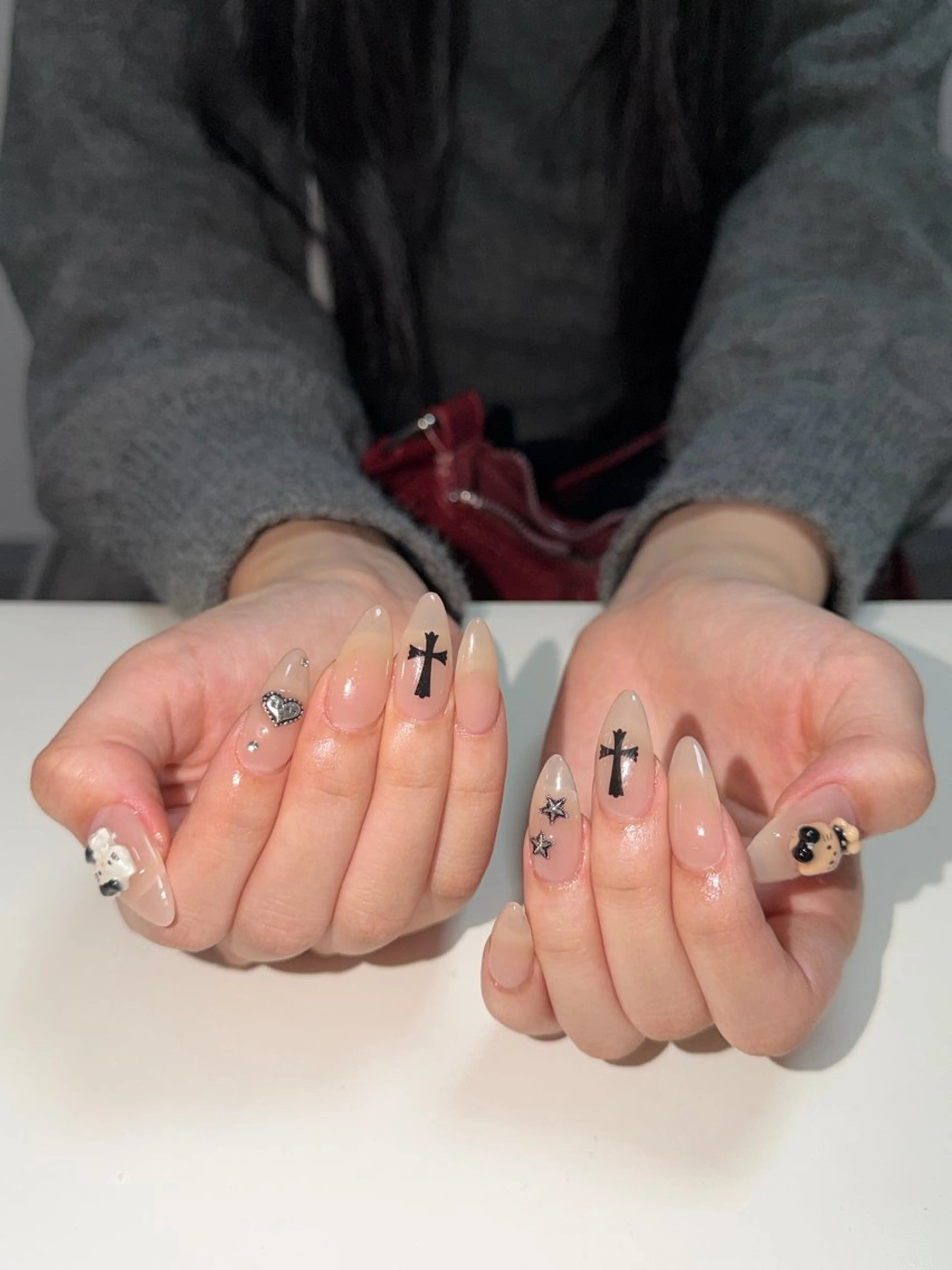 ネイル ハンドネイル BERA NAILSのネイルデザイン