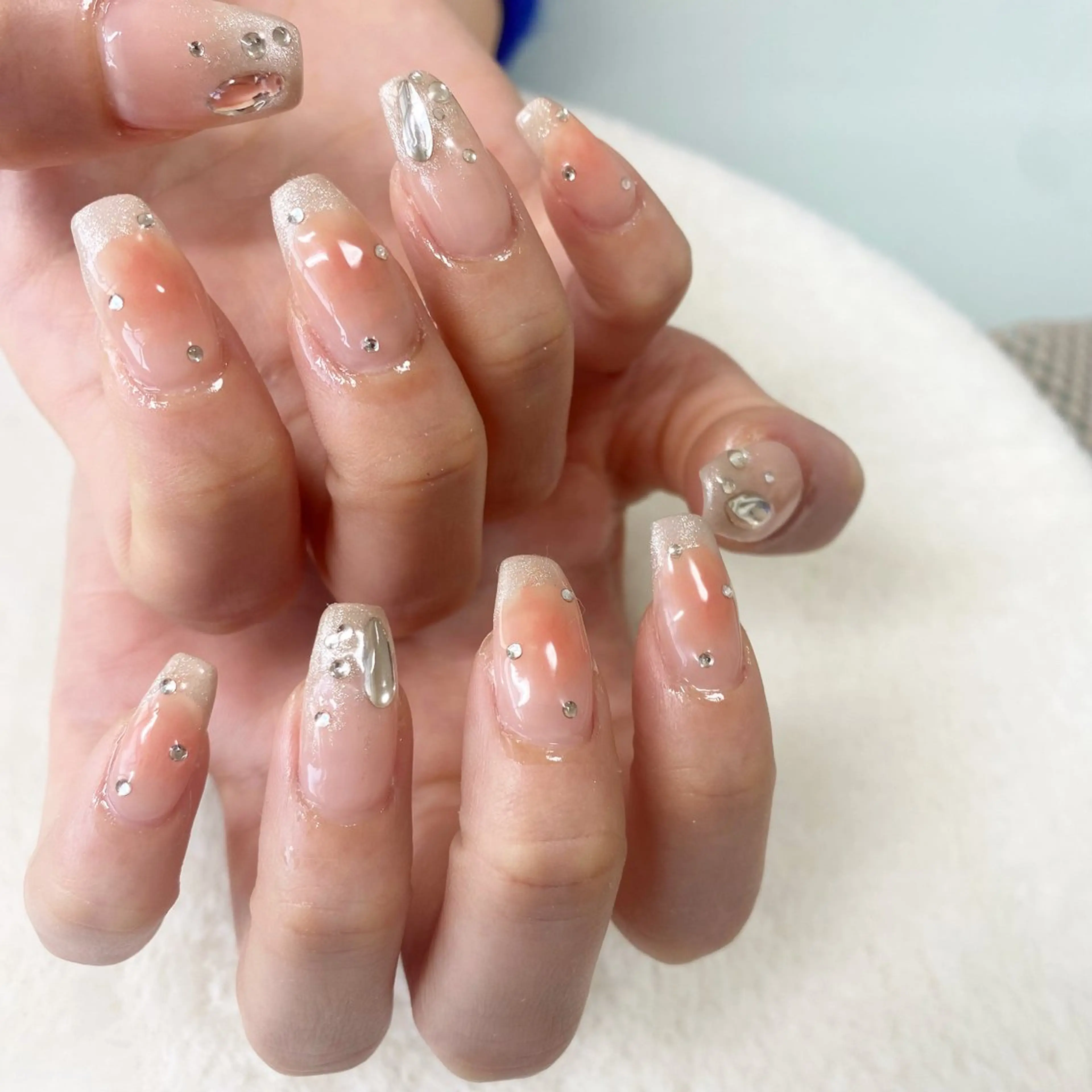 ネイル Laki nailのネイルデザイン