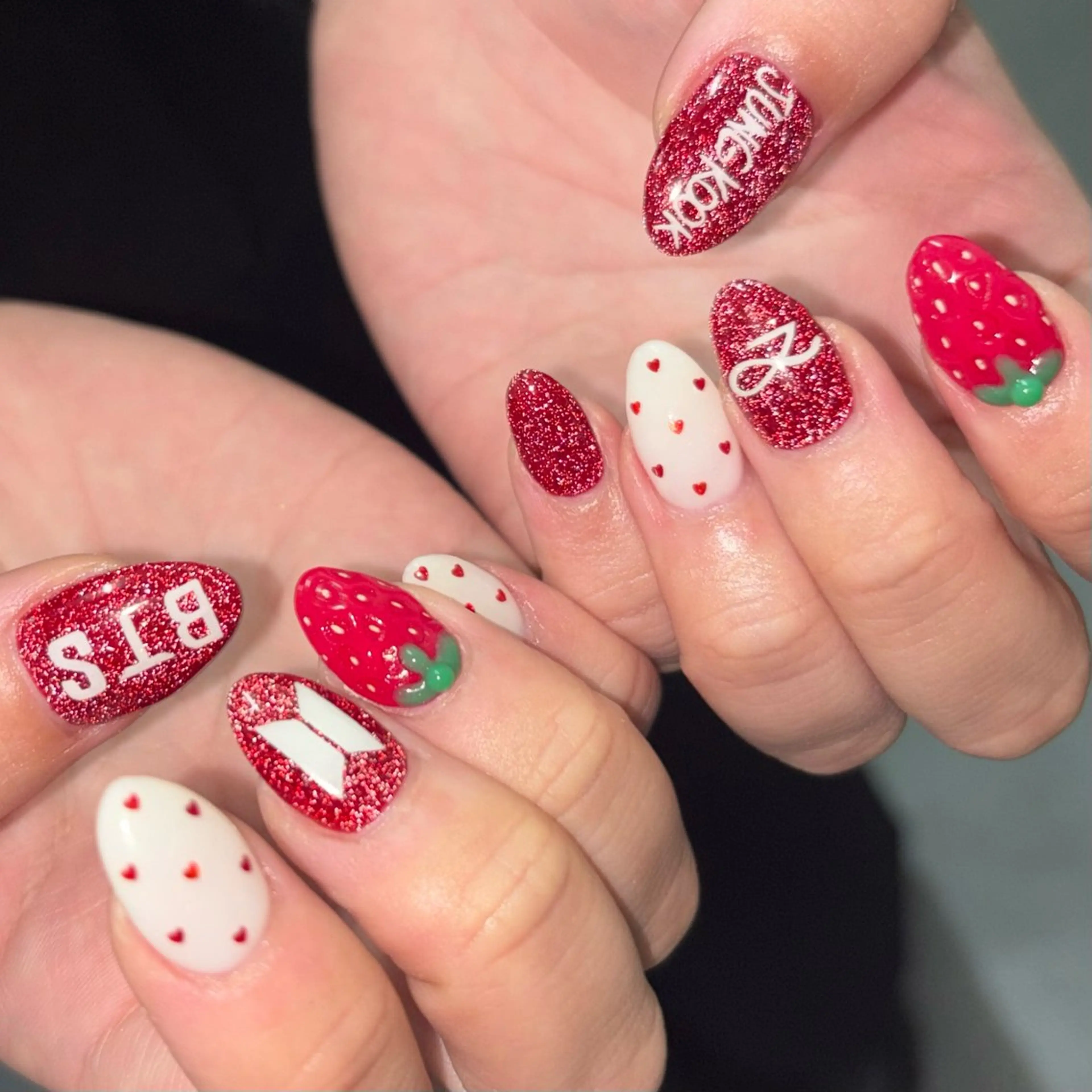 ネイル ハンドネイル フットネイル 木村 夏生 /アート･個性派👾のネイルデザイン