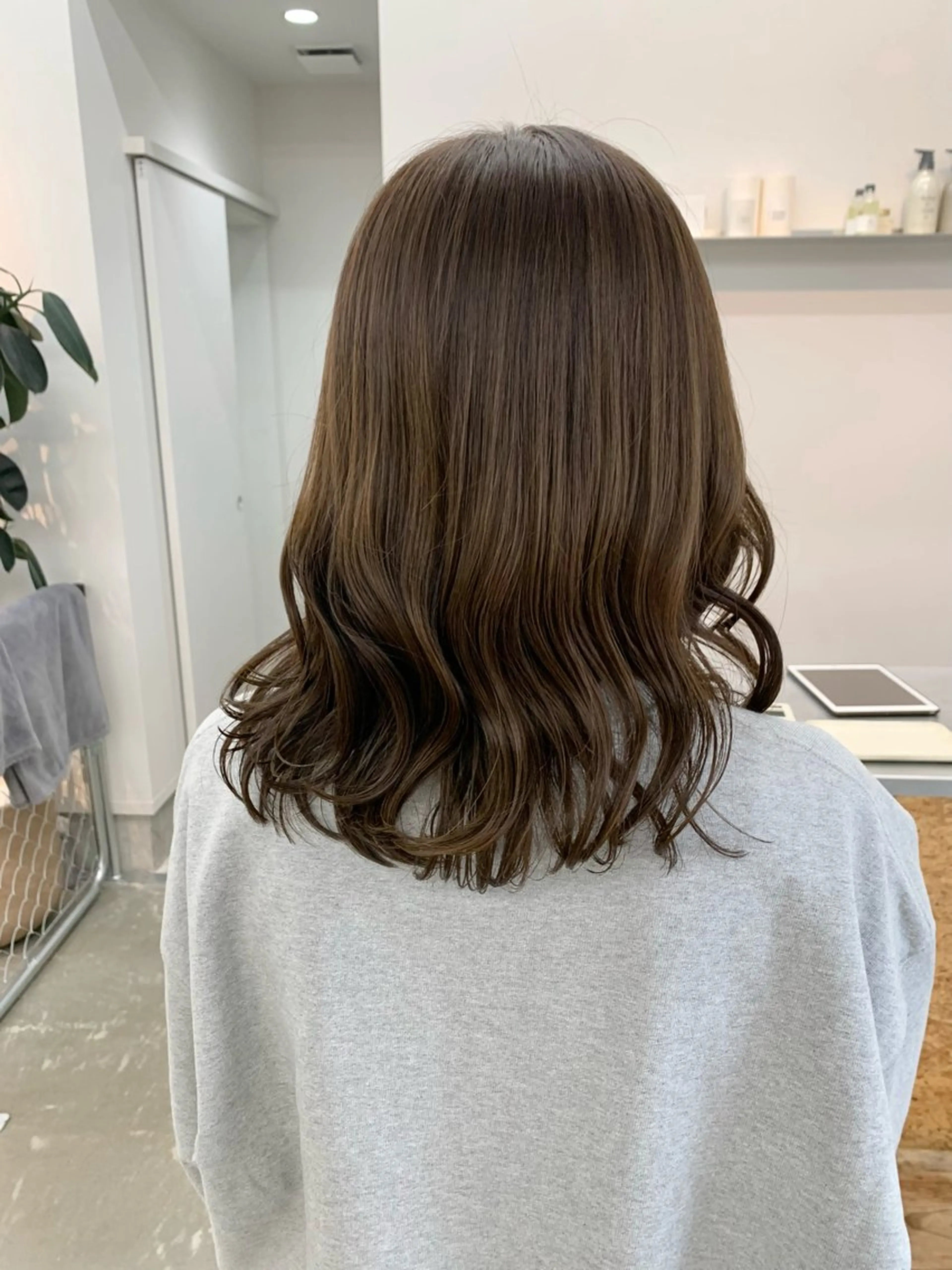 ミディアム ヘアカラー トリートメント 舘谷 愛莉のヘアスタイル