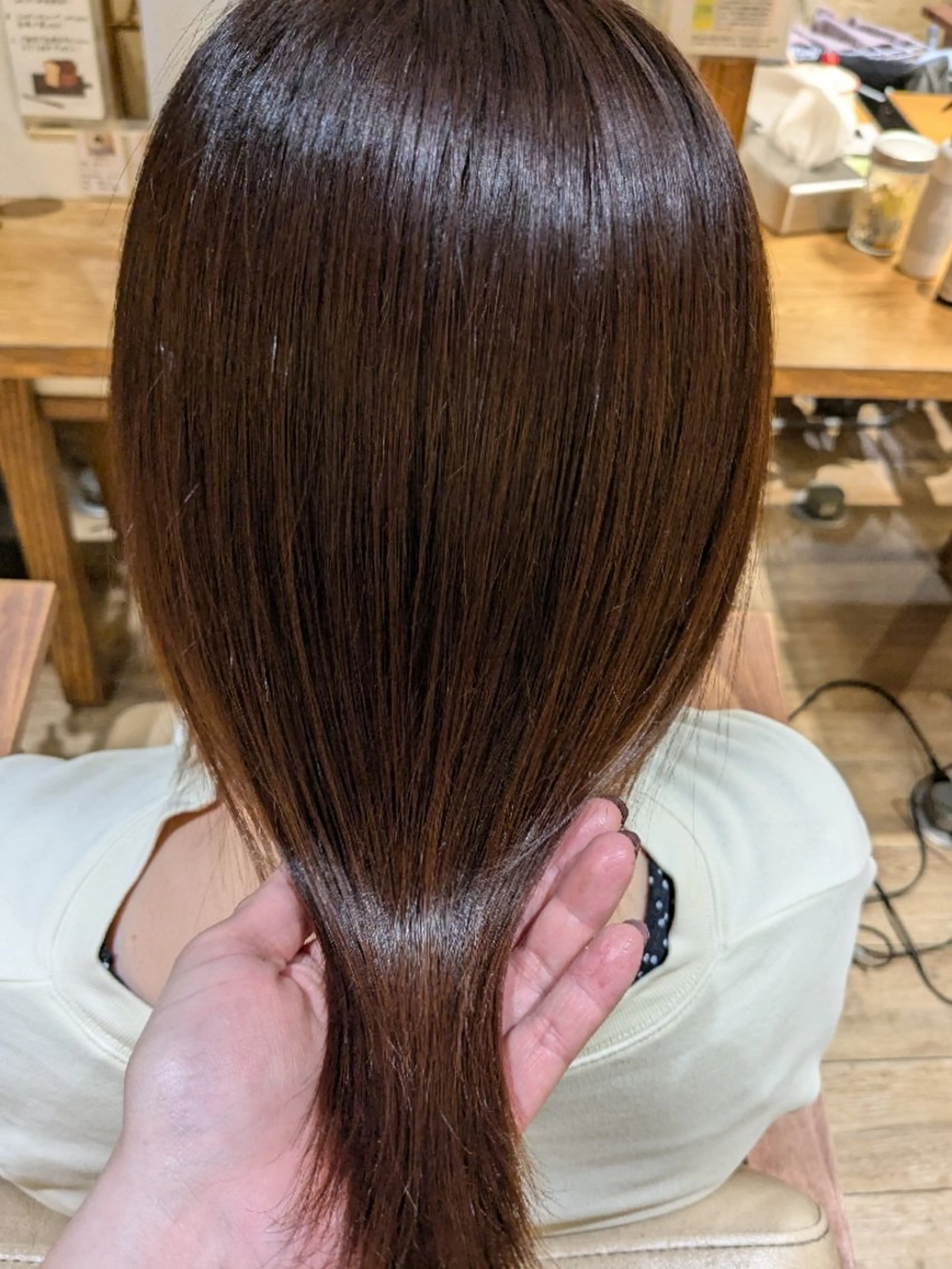 ミディアム Spring Akariのヘアスタイル