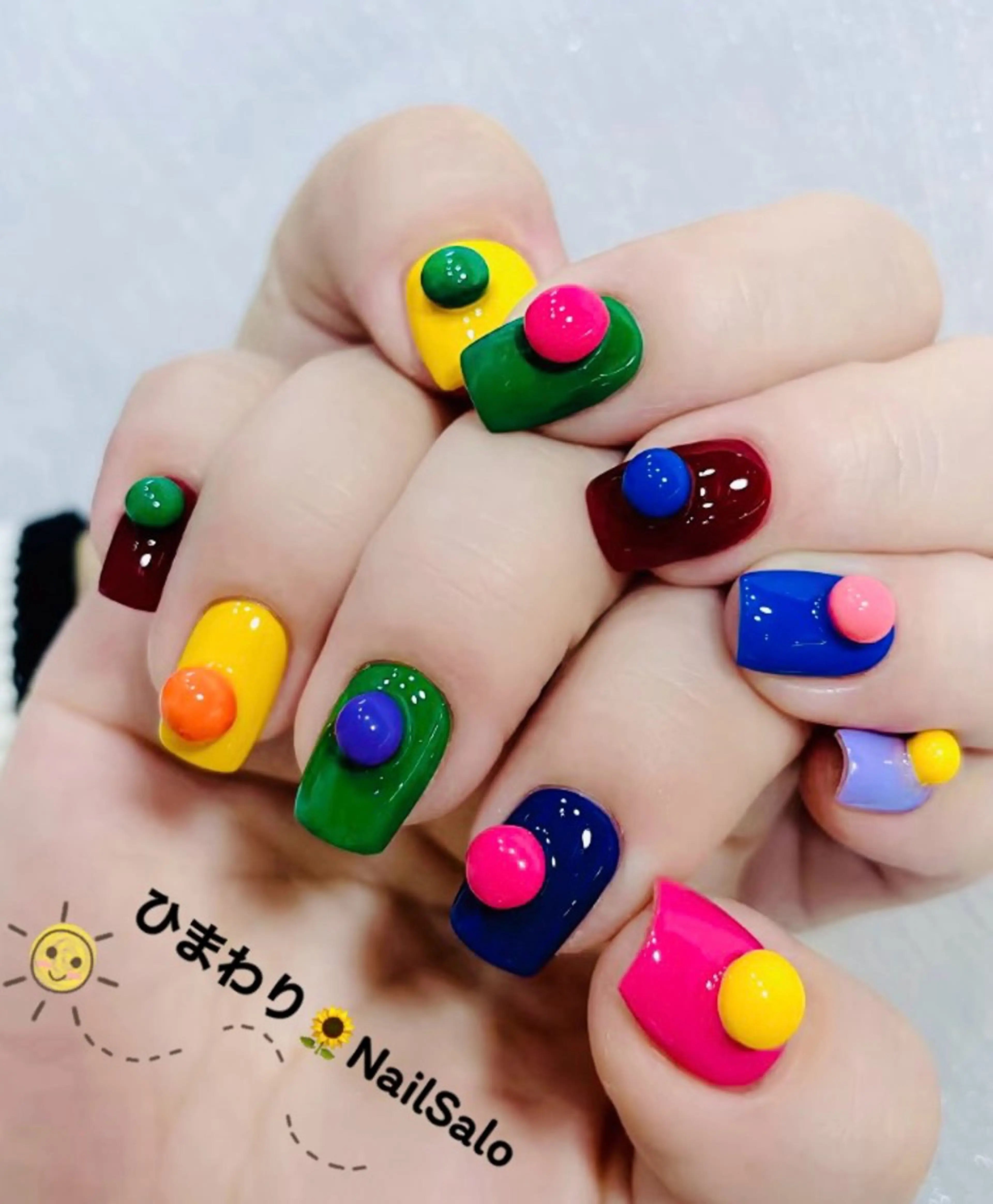 ネイル KiKO 🌻ひまわりサロンのネイルデザイン