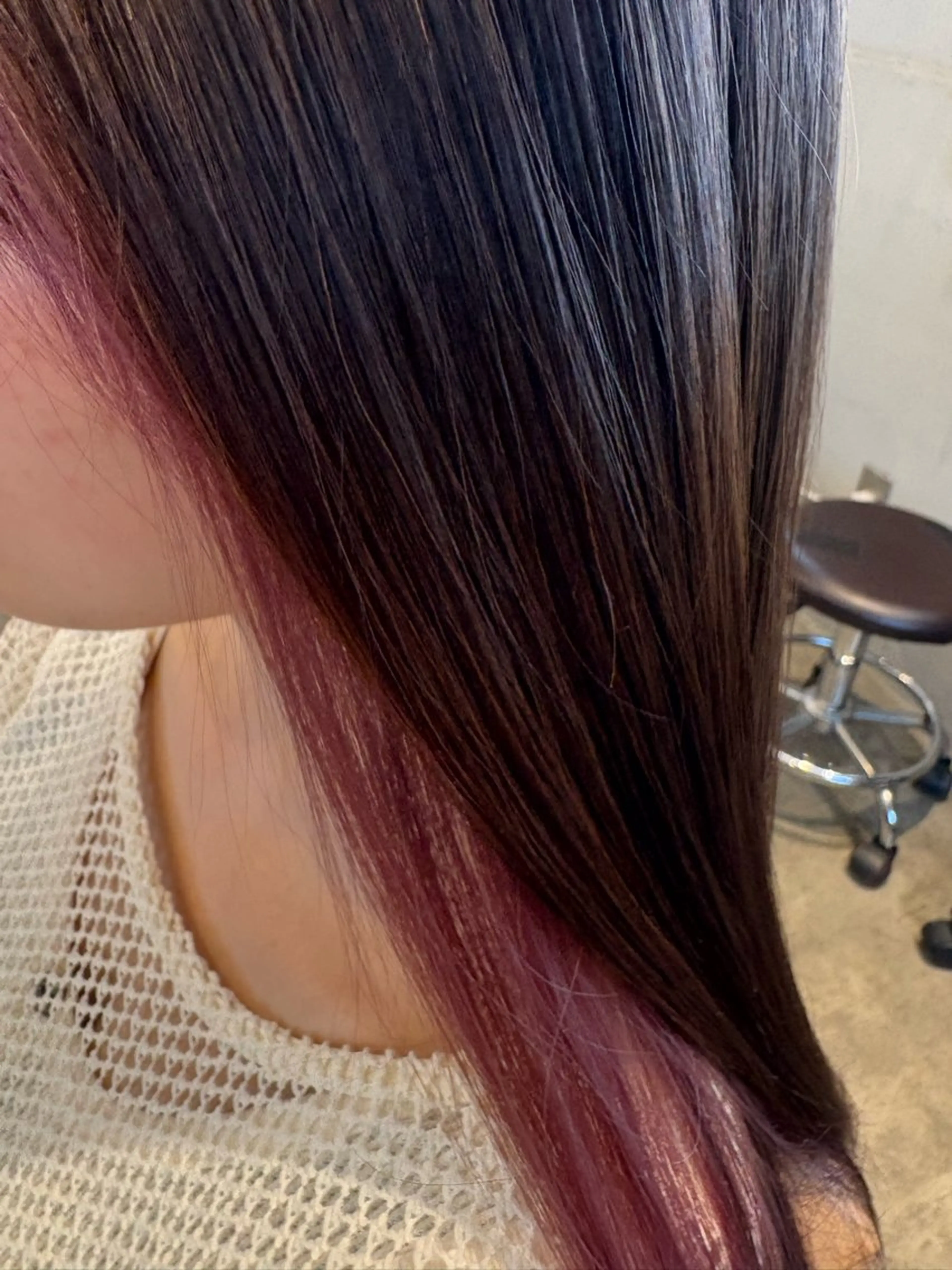 ロング 梨 音のヘアスタイル