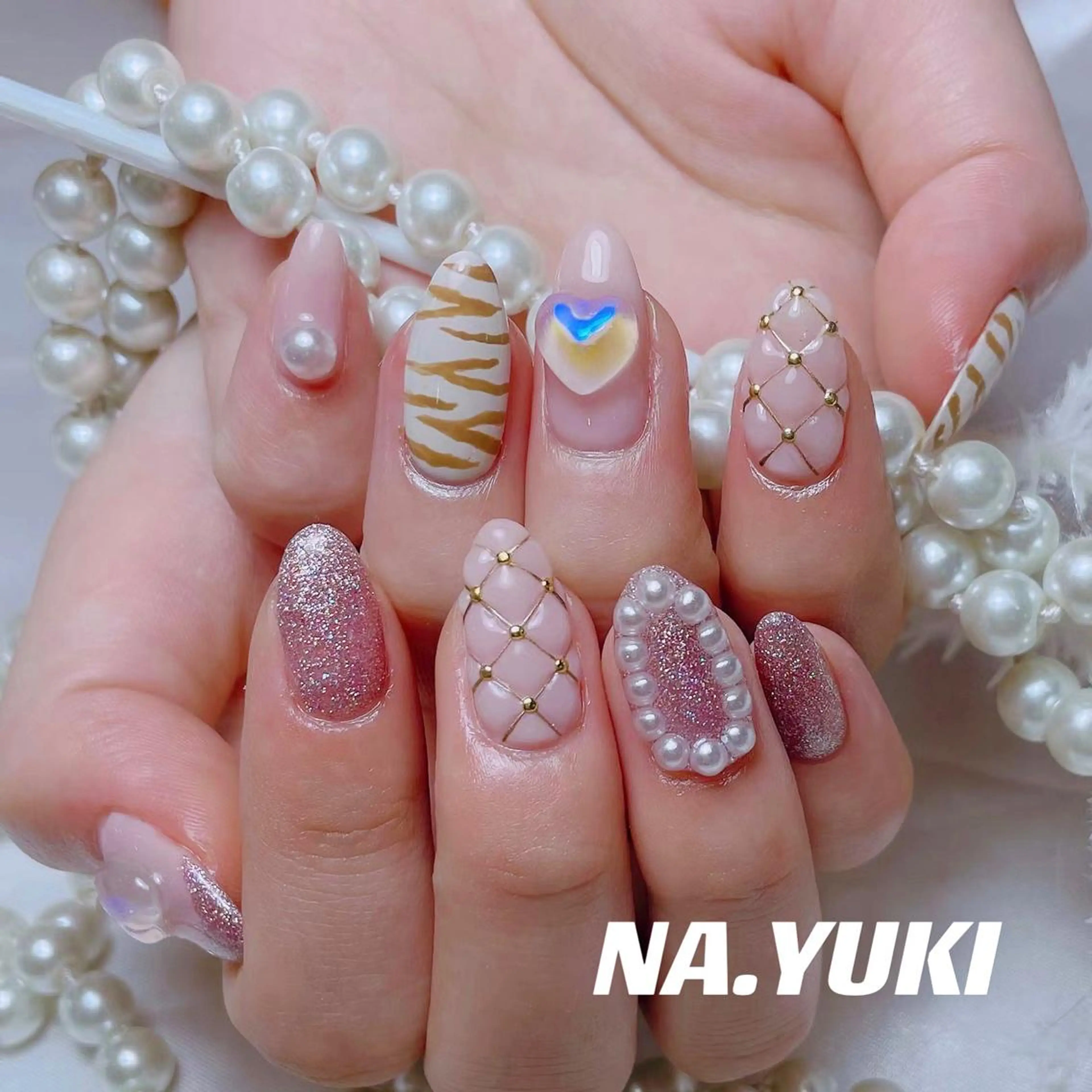 ネイル ハンドネイル ハンドケア ナユキNA.YUKI 池袋店のネイルデザイン