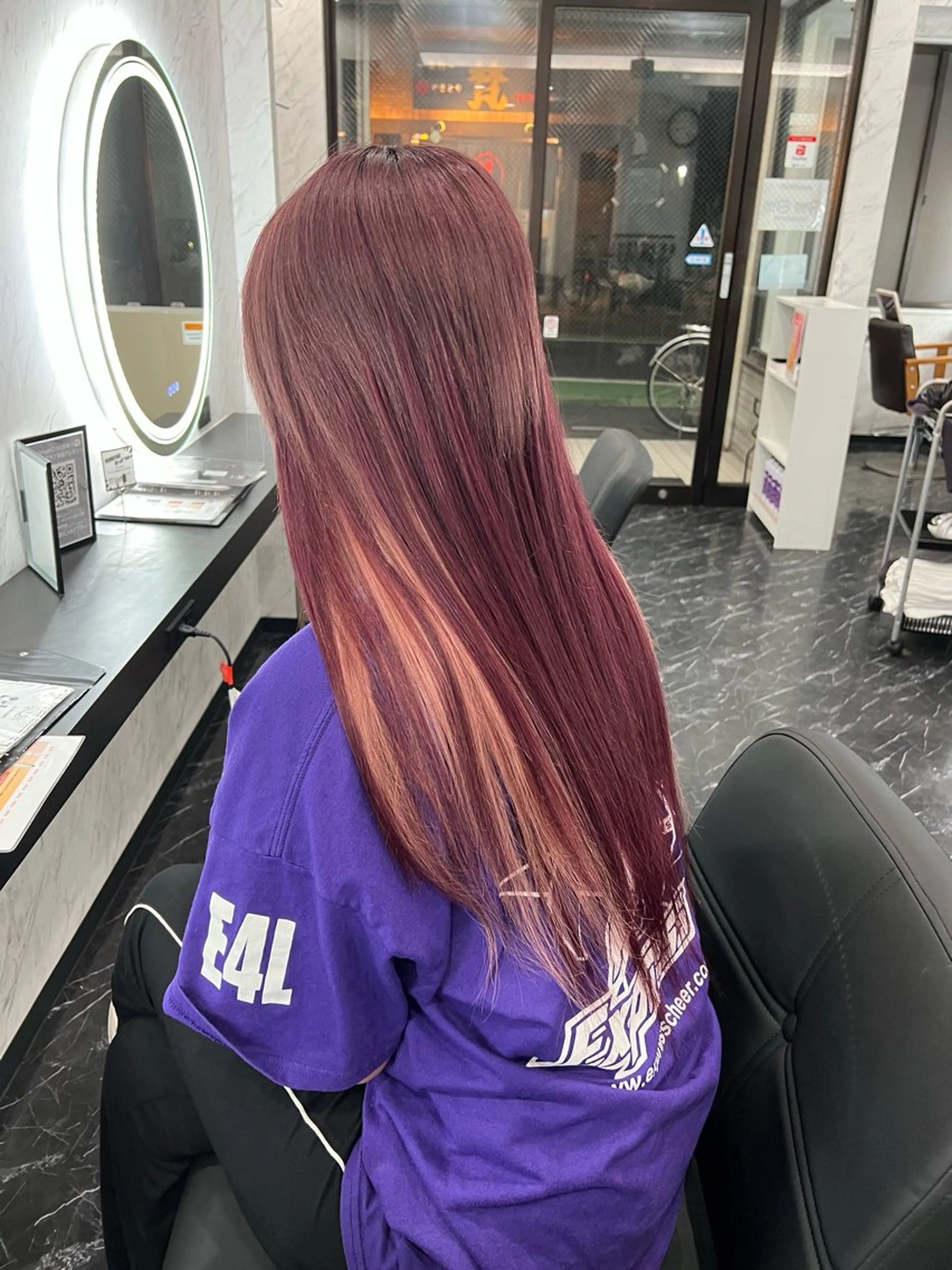 ロング 山北 優姫のヘアスタイル