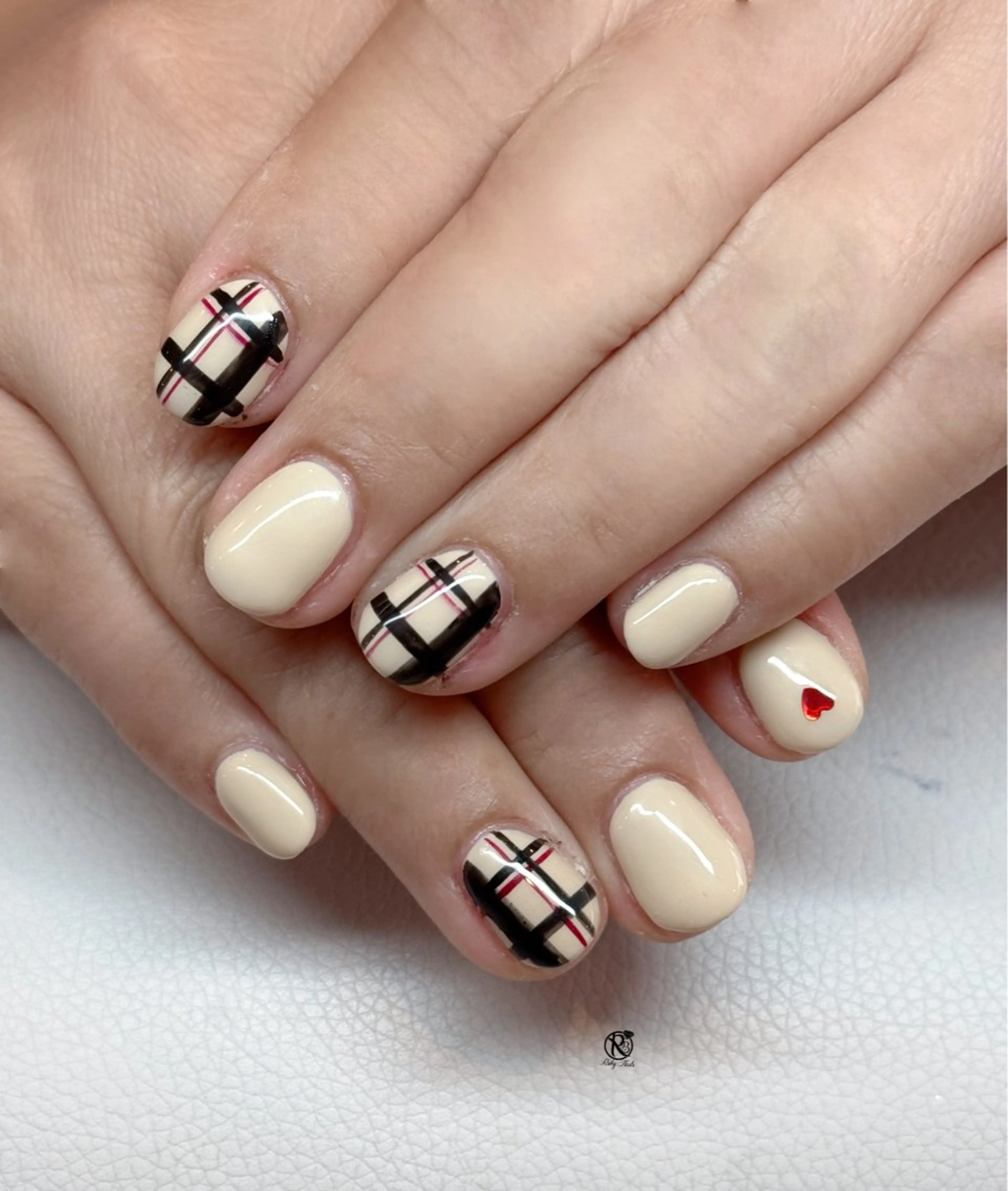 ネイル チークネイル ドット フレンチネイル グラデーション ハート ハンドネイル Ruby Nail 霞ヶ関店のネイルデザイン