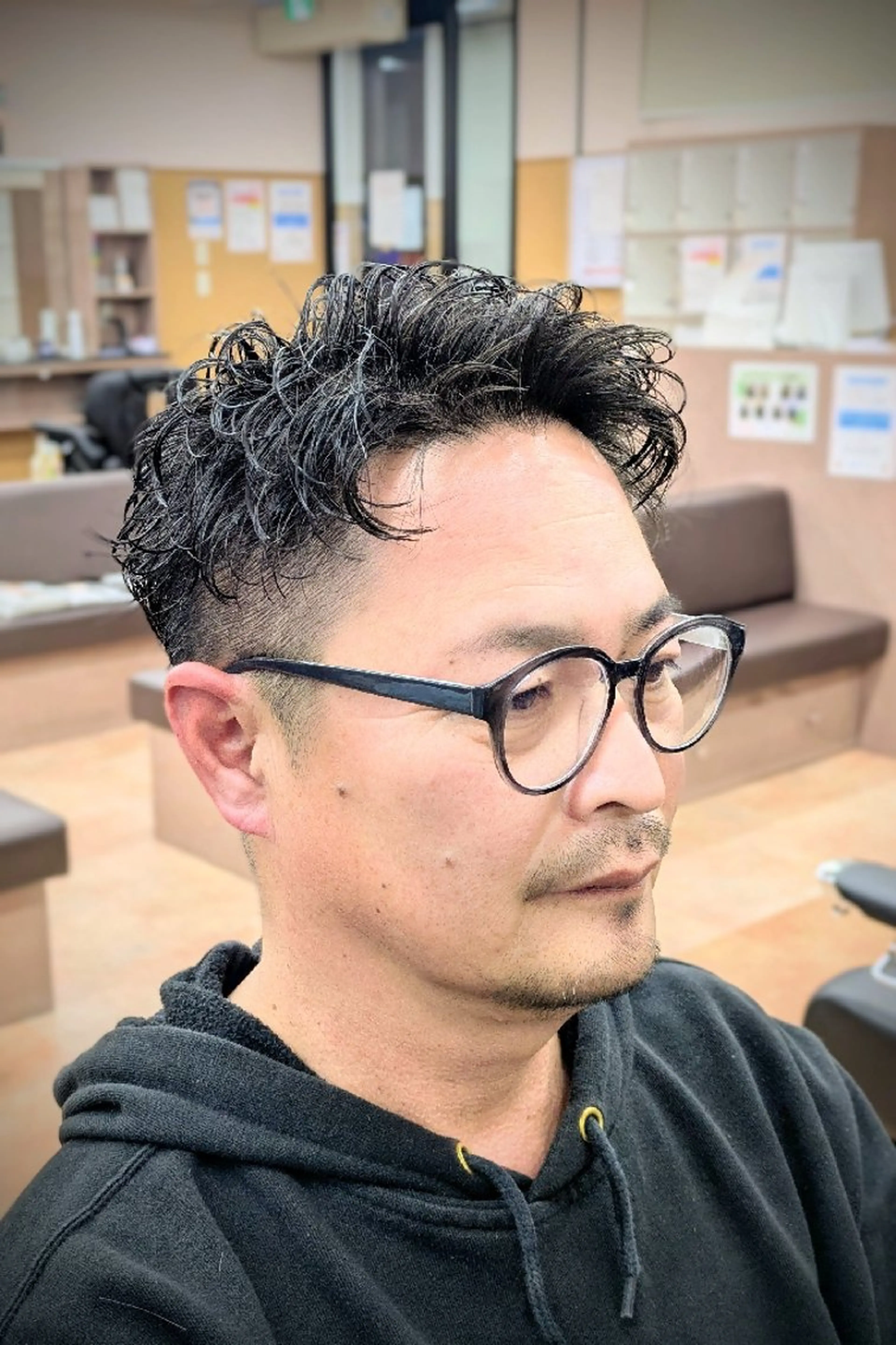 ショート パーマ 理容プラージュ燕三条 福井のヘアスタイル