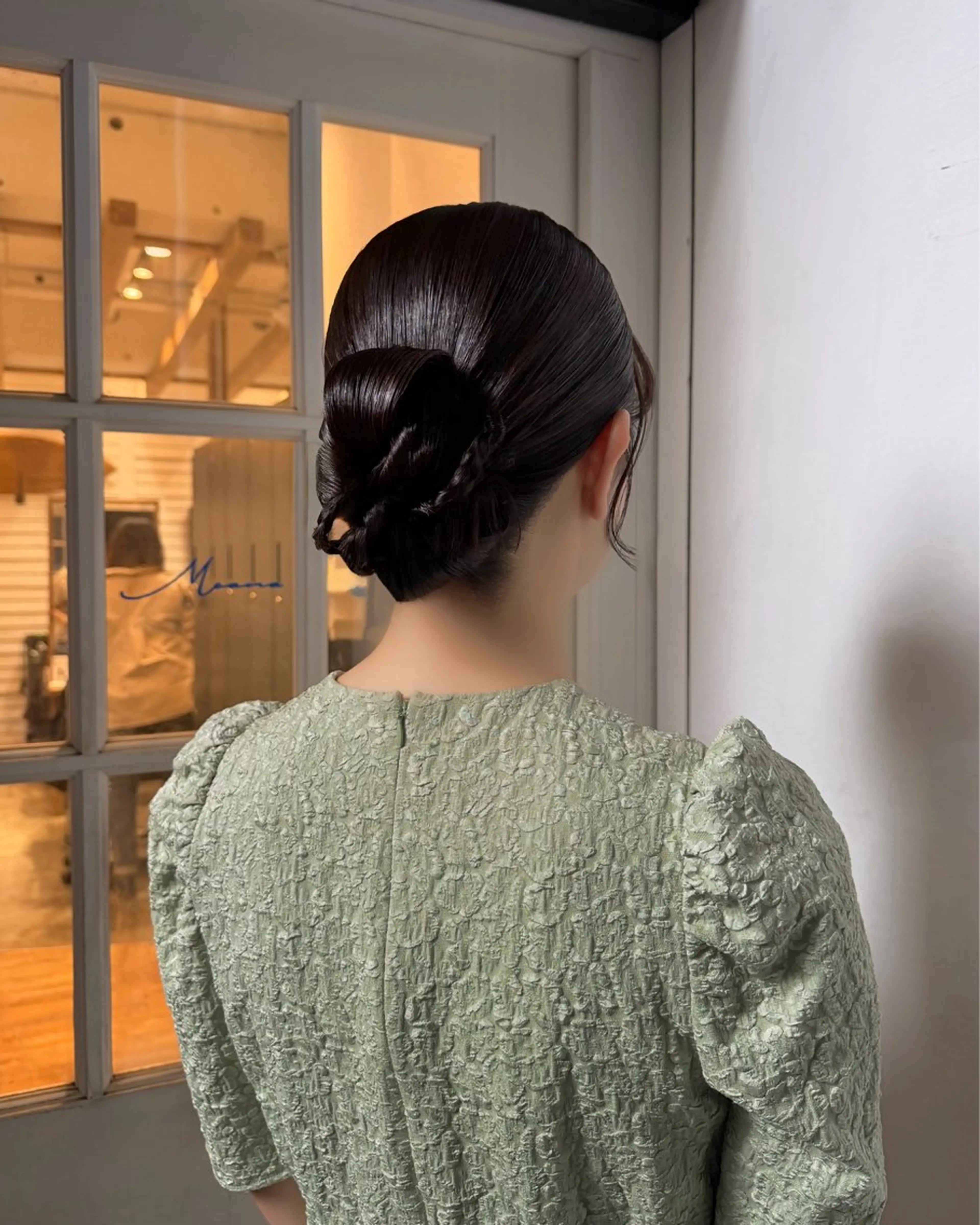ミディアム ヘアアレンジ Yuzuha .のヘアスタイル
