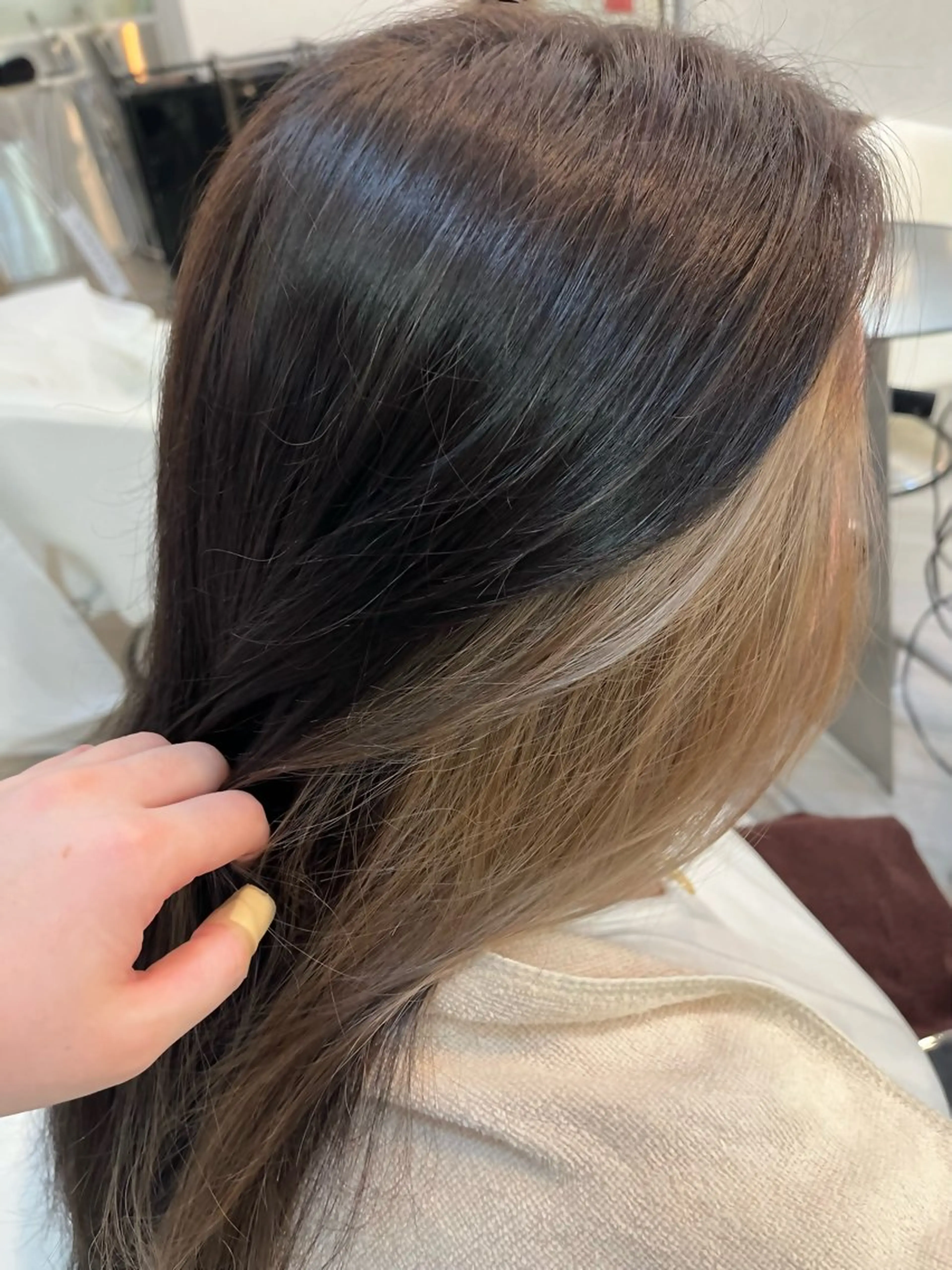ロング カラー フルカワ リナのヘアスタイル