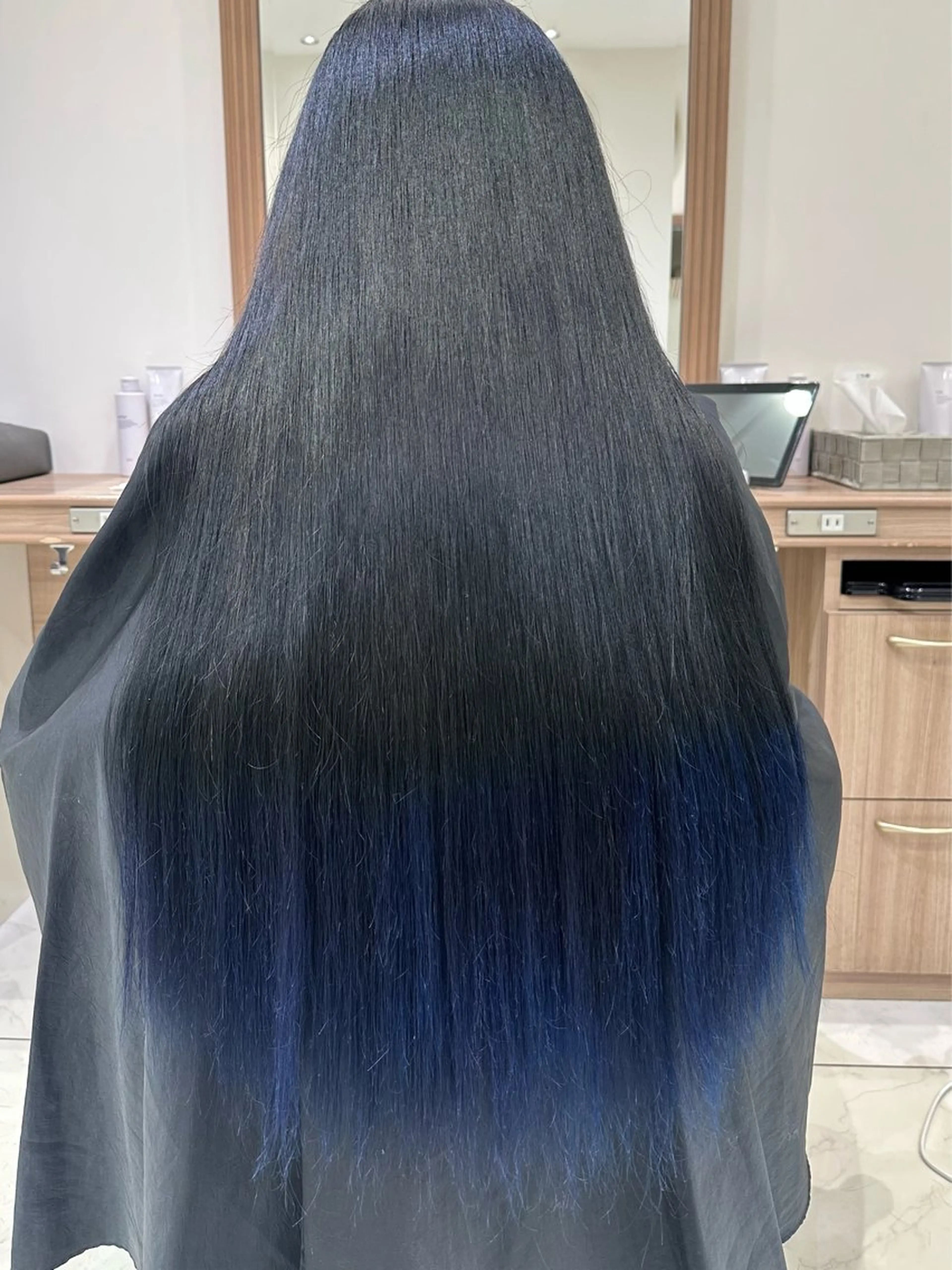 ロング カラー ブリーチ ヘアカラー 💐 中川 美怜 💐のヘアスタイル