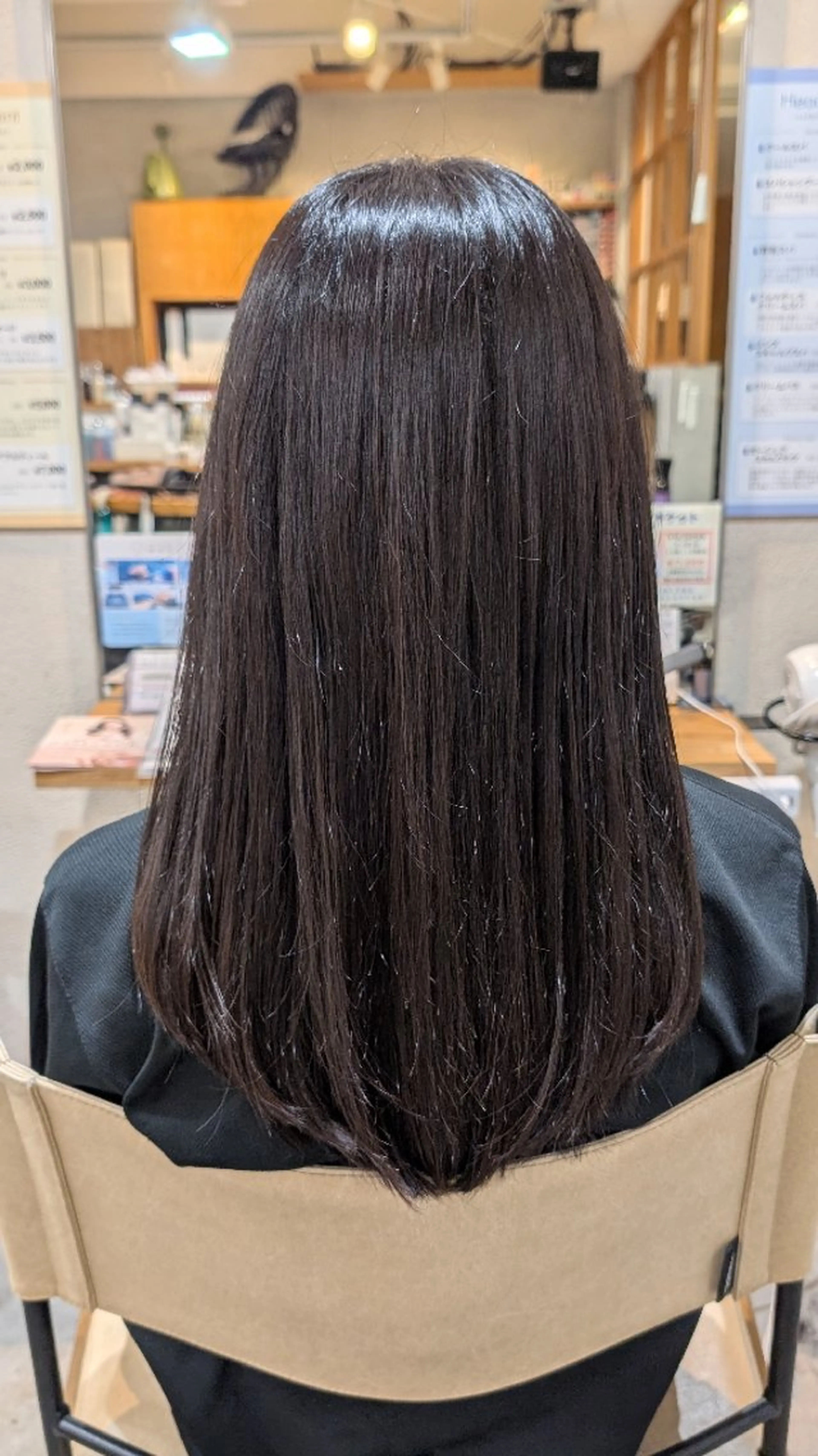 ロング 【女性限定】 しおりのヘアスタイル