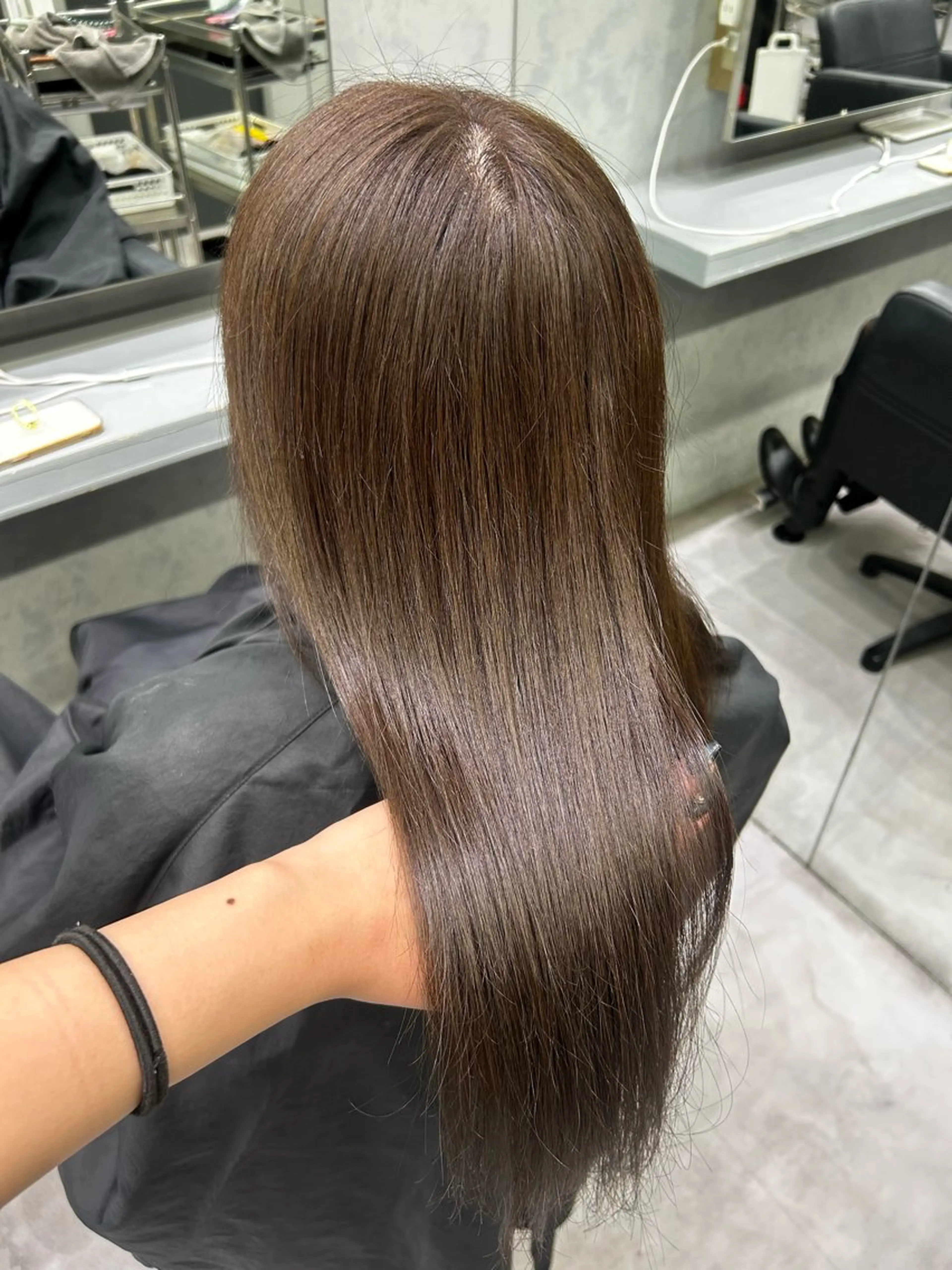 カラー ブラウンカラー 【elyts】 メイのヘアスタイル