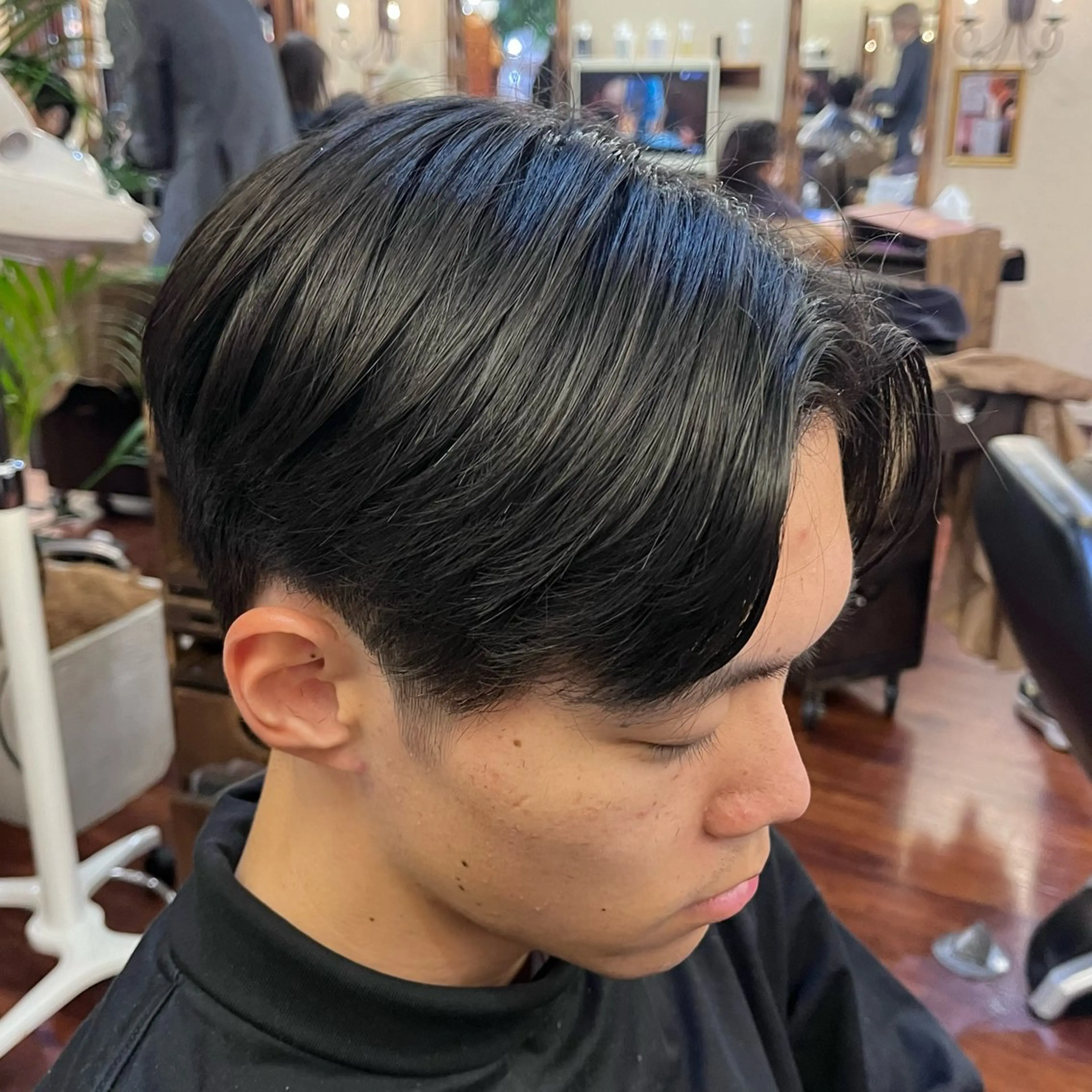 メンズ メンズパーマ カット ヘアカラー トリートメント パーソナル診断 髪質改善TRのヘアスタイル