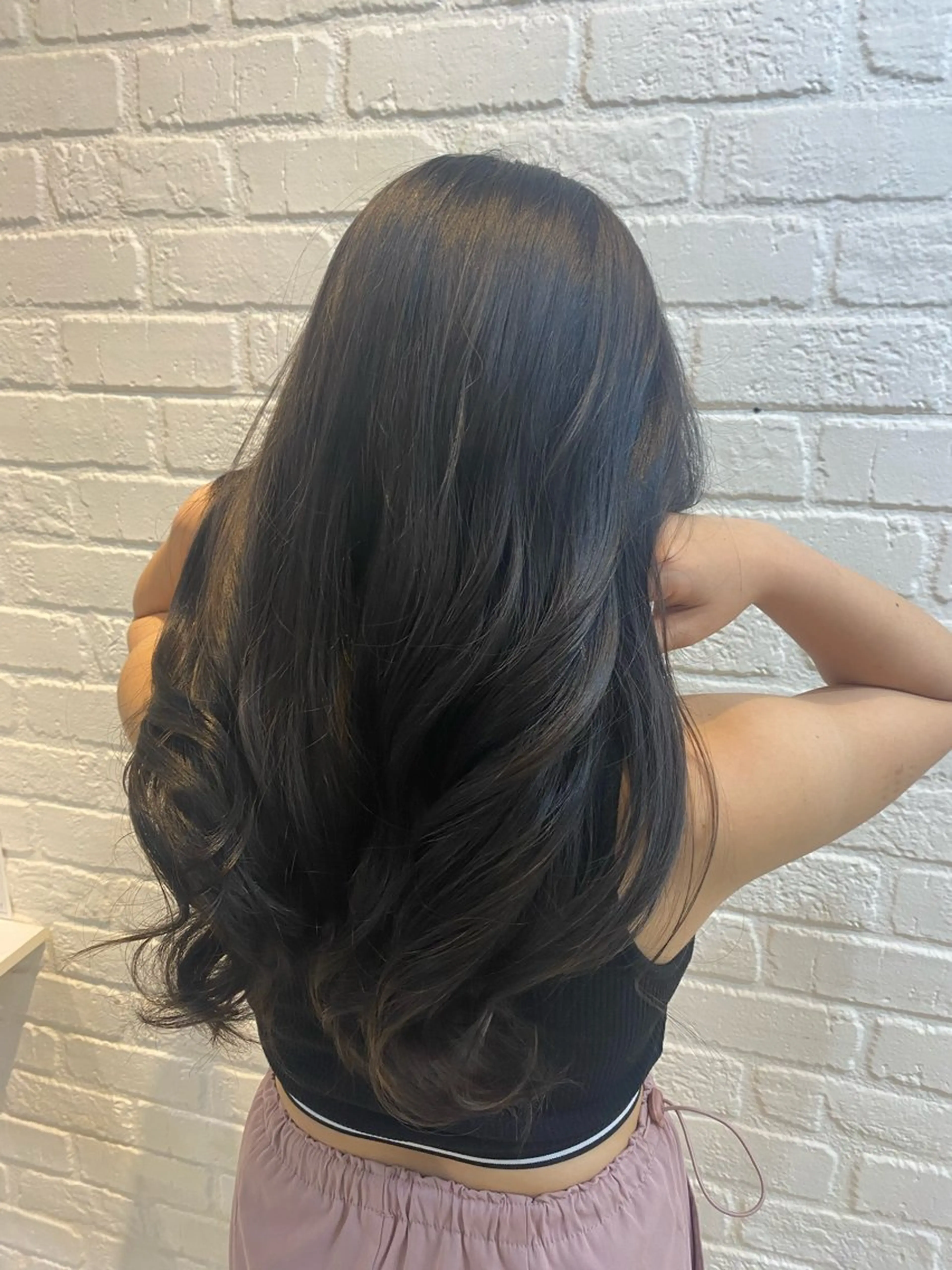 【平日限定ご新規様のみ】ブリーチなし🙅🏻ワンカラー➕うる艶トリートメント✨　⚠️ロング(肩下)＋1000円の写真