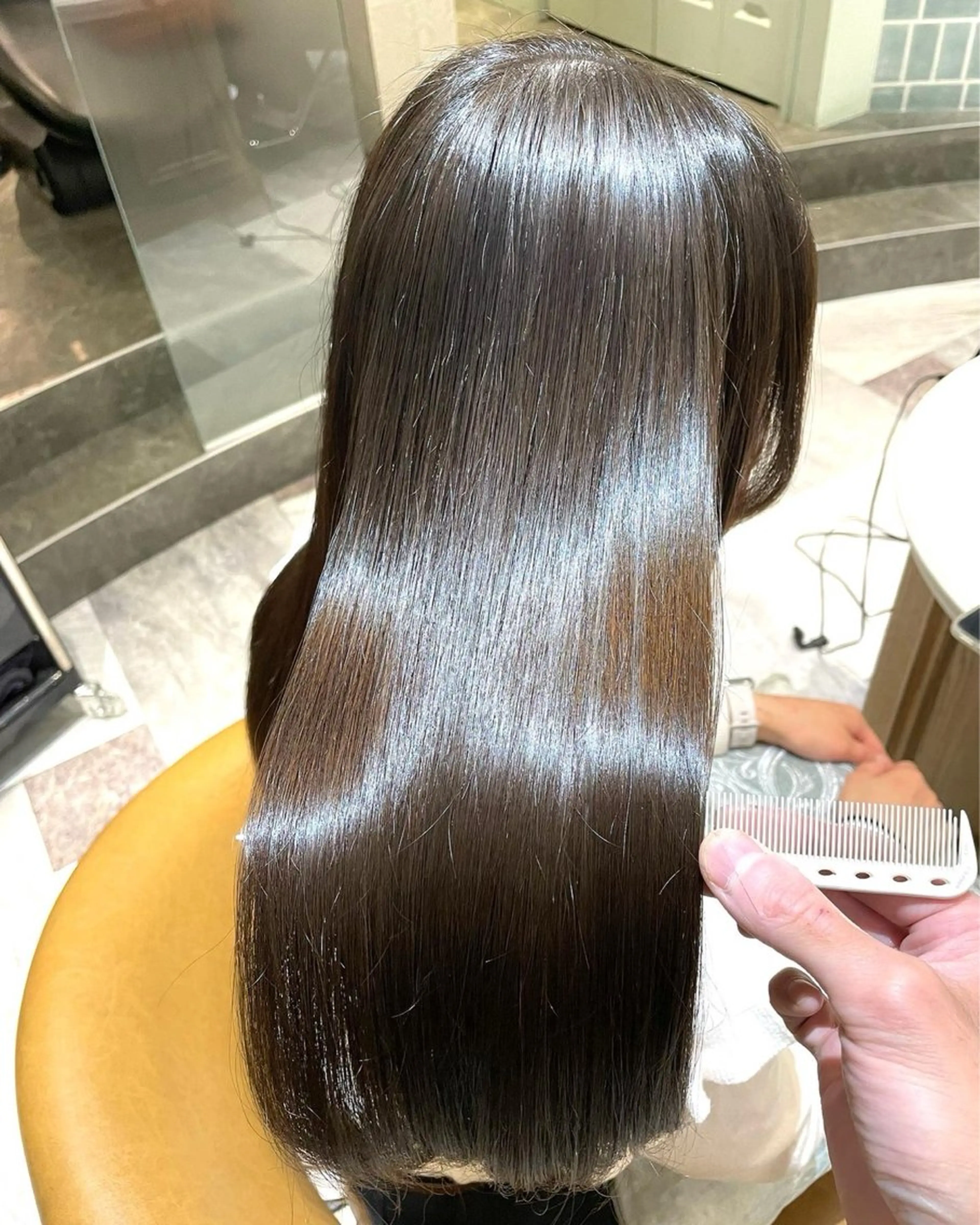 セミロング カラー ヘアカラー 木屋元一/透明感 /前髪/ショートボブのヘアスタイル