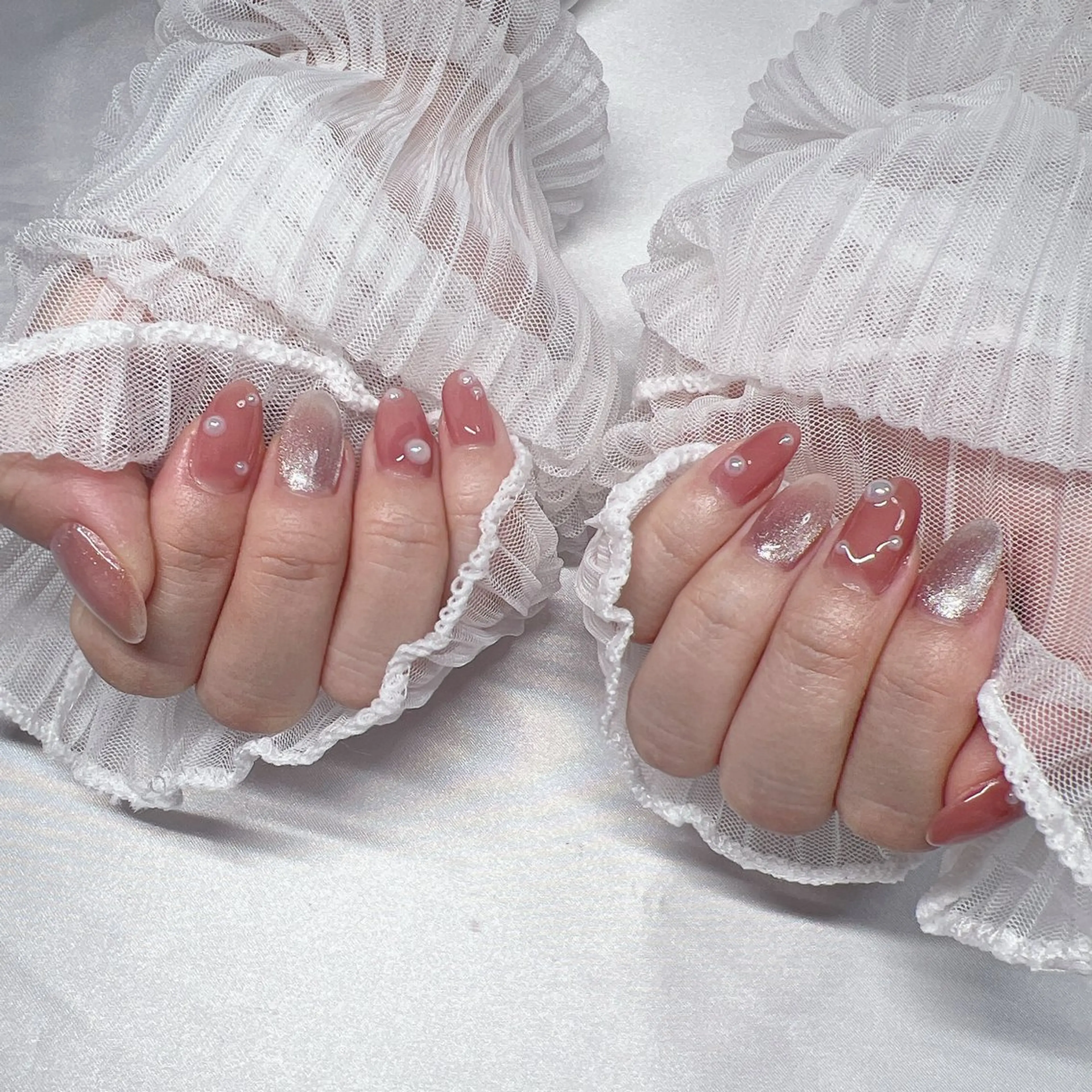 ネイル ジェルネイル 韓国ネイル ラメ(グリッター) マグネットネイル ミラーネイル ハンドネイル nail salon Rewardのネイルデザイン