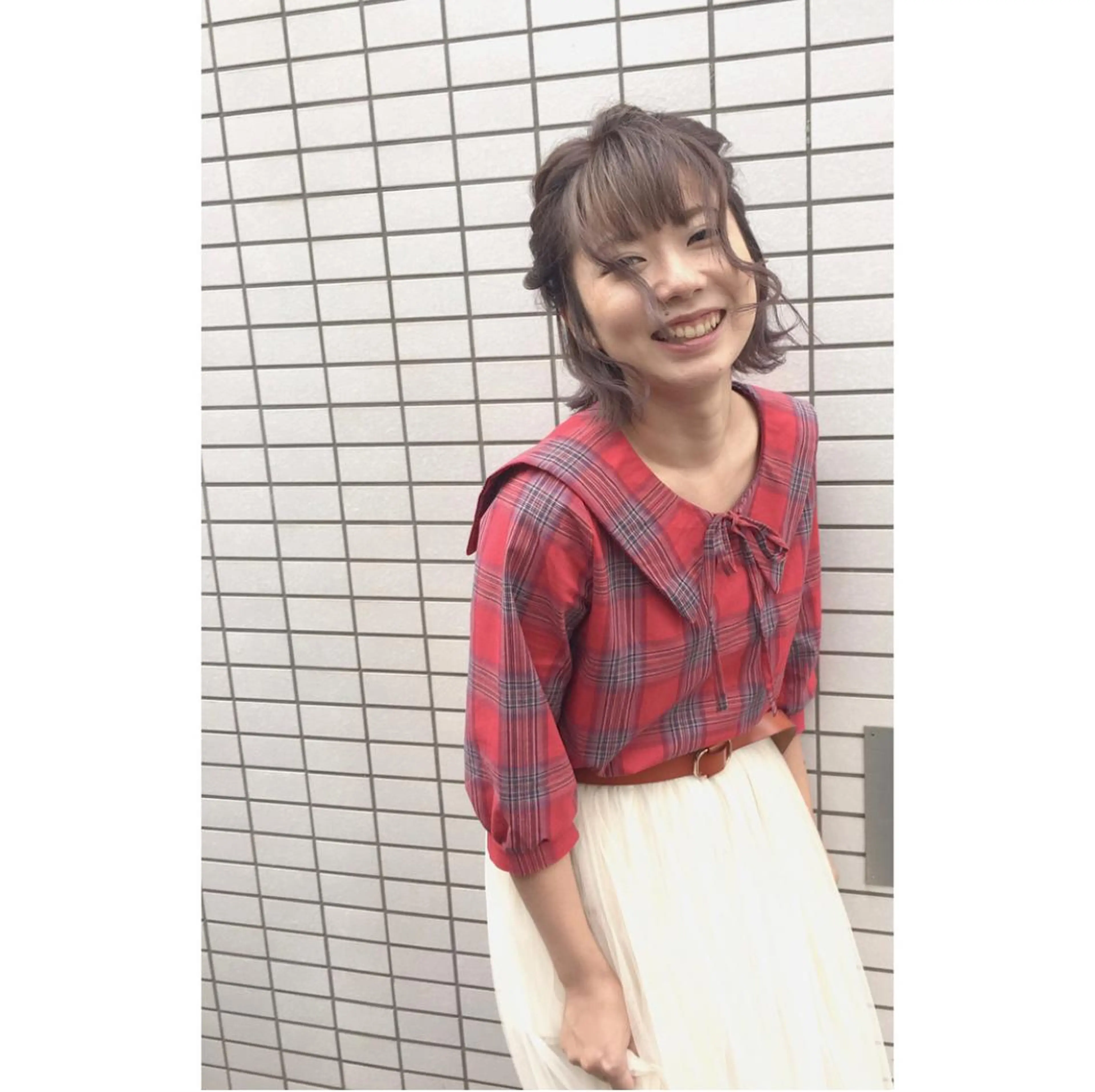 ミディアム カラー fio マナミのヘアスタイル