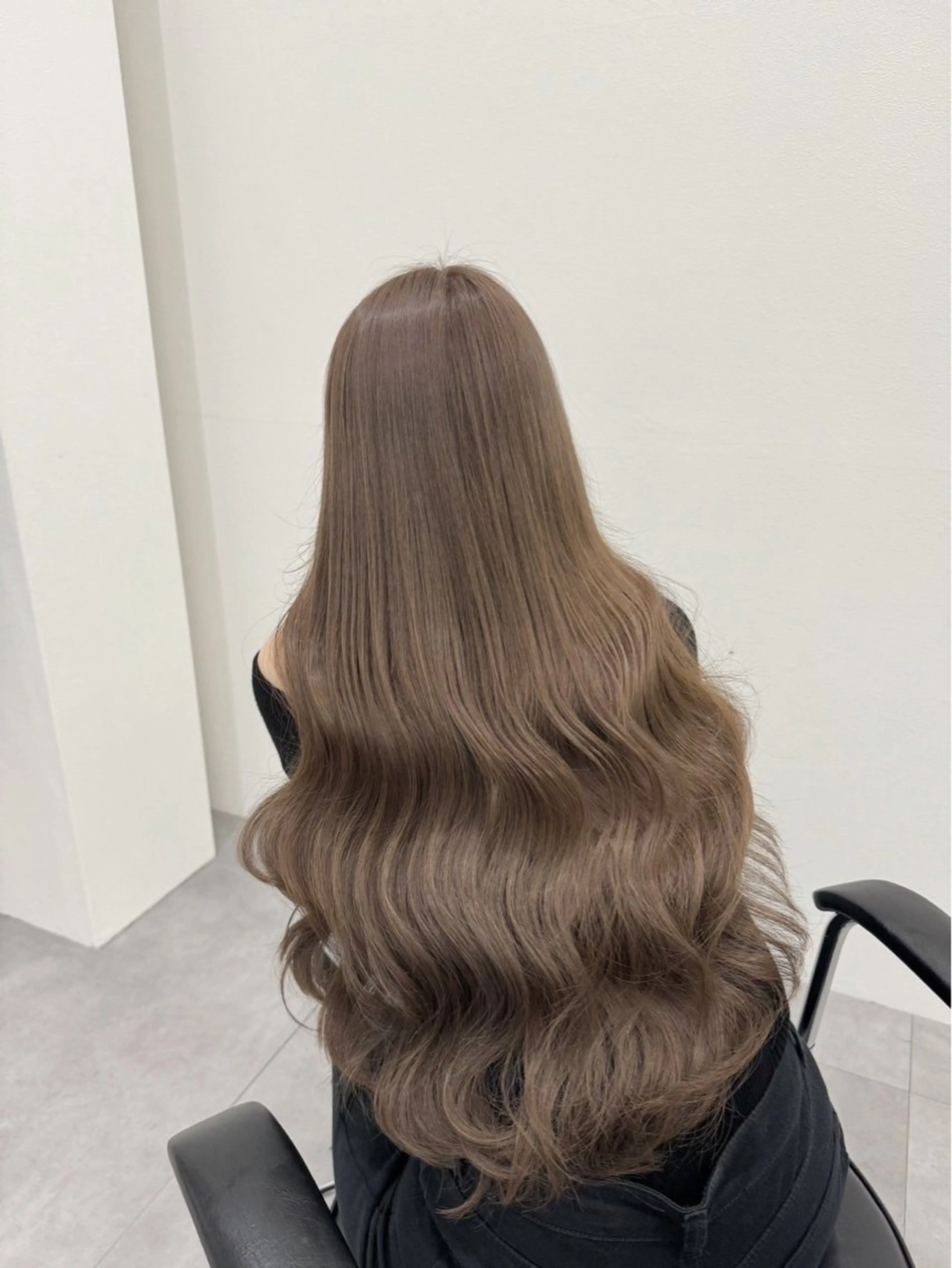 ロング ヘアカラー はる/ カラーモデル様募集中のヘアスタイル