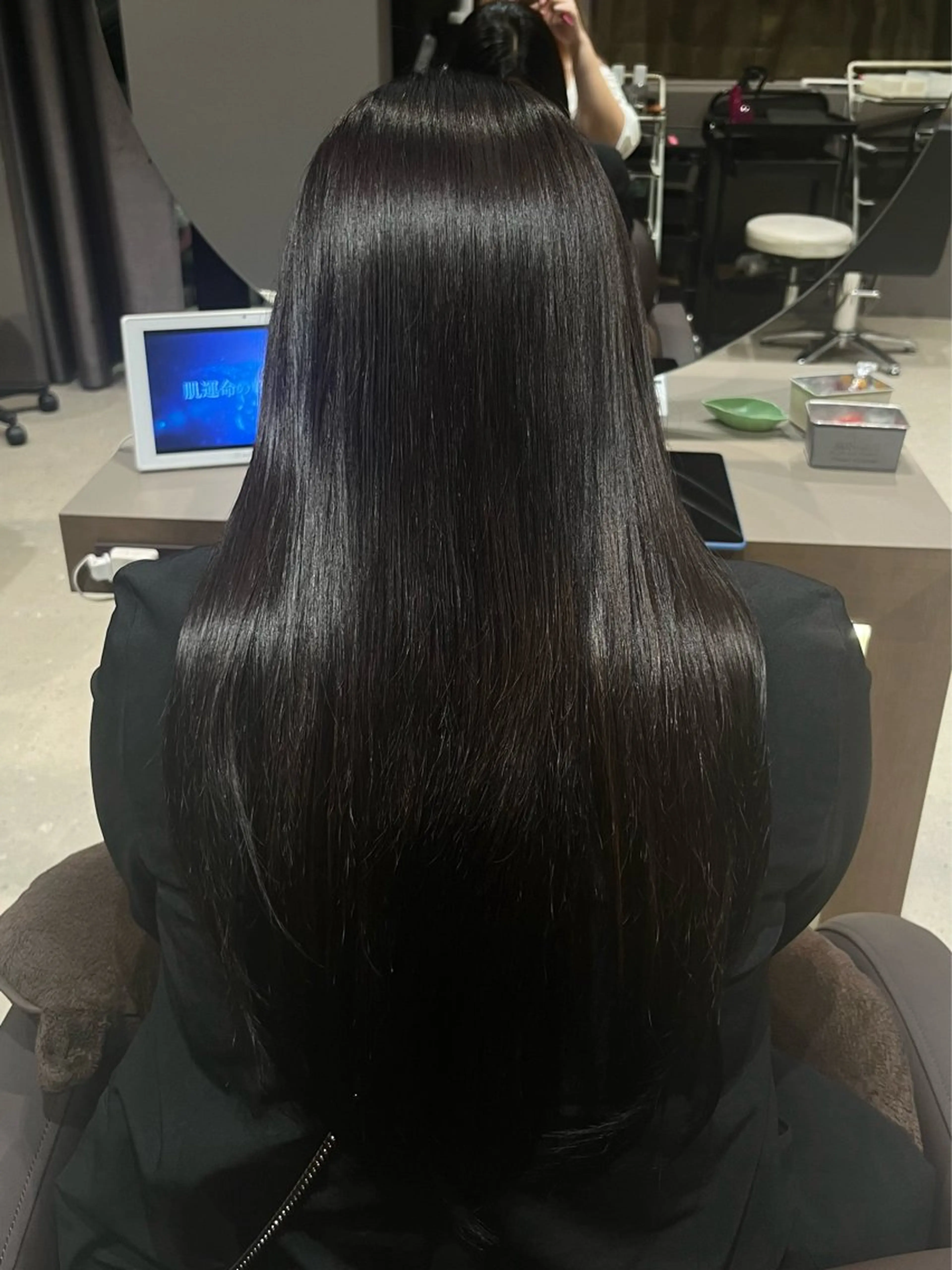 ロング カラー ヘアカラー トリートメント 🎀 おばま みゆう 🌼のヘアスタイル