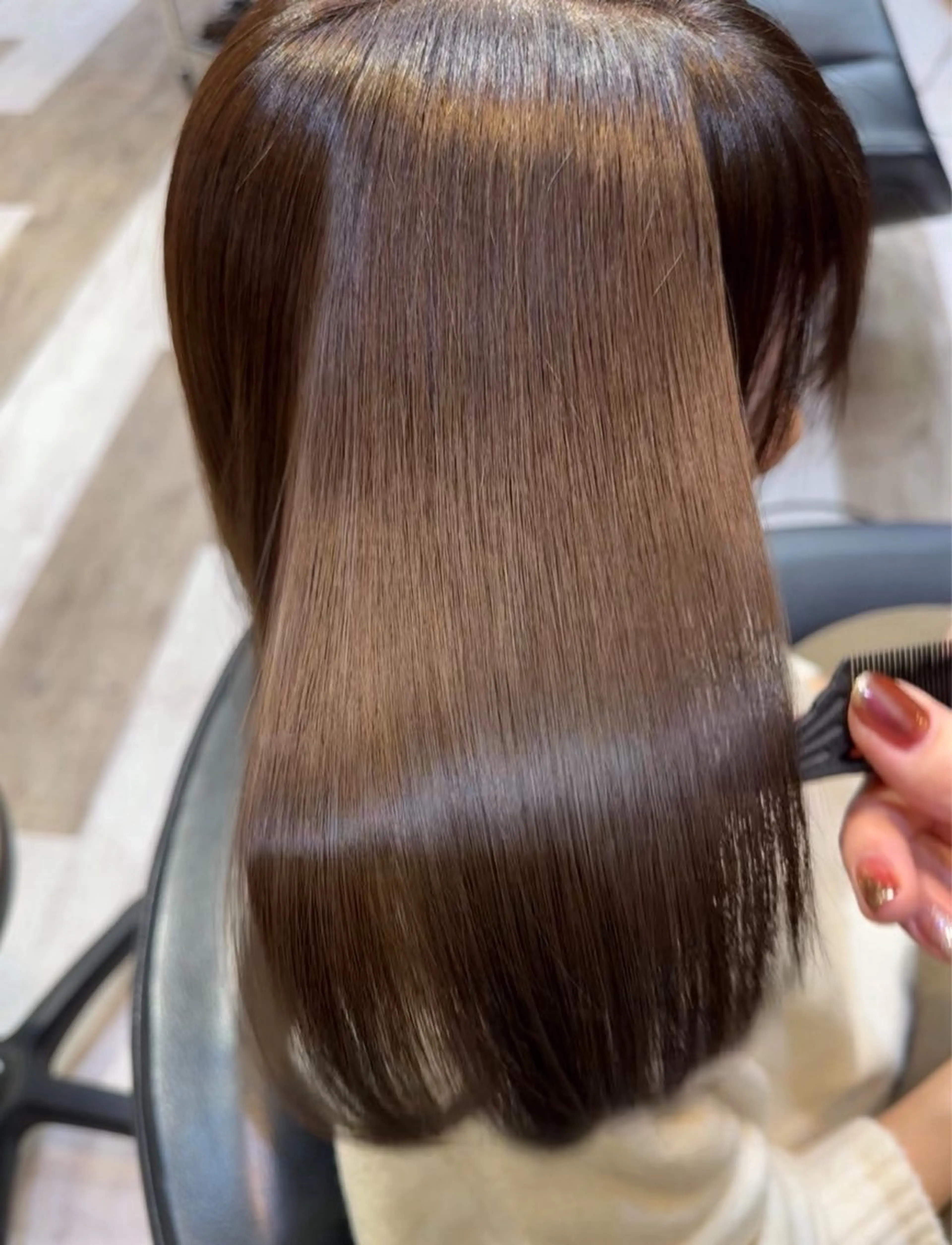 ロング カット 縮毛矯正 小出 琴未のヘアスタイル