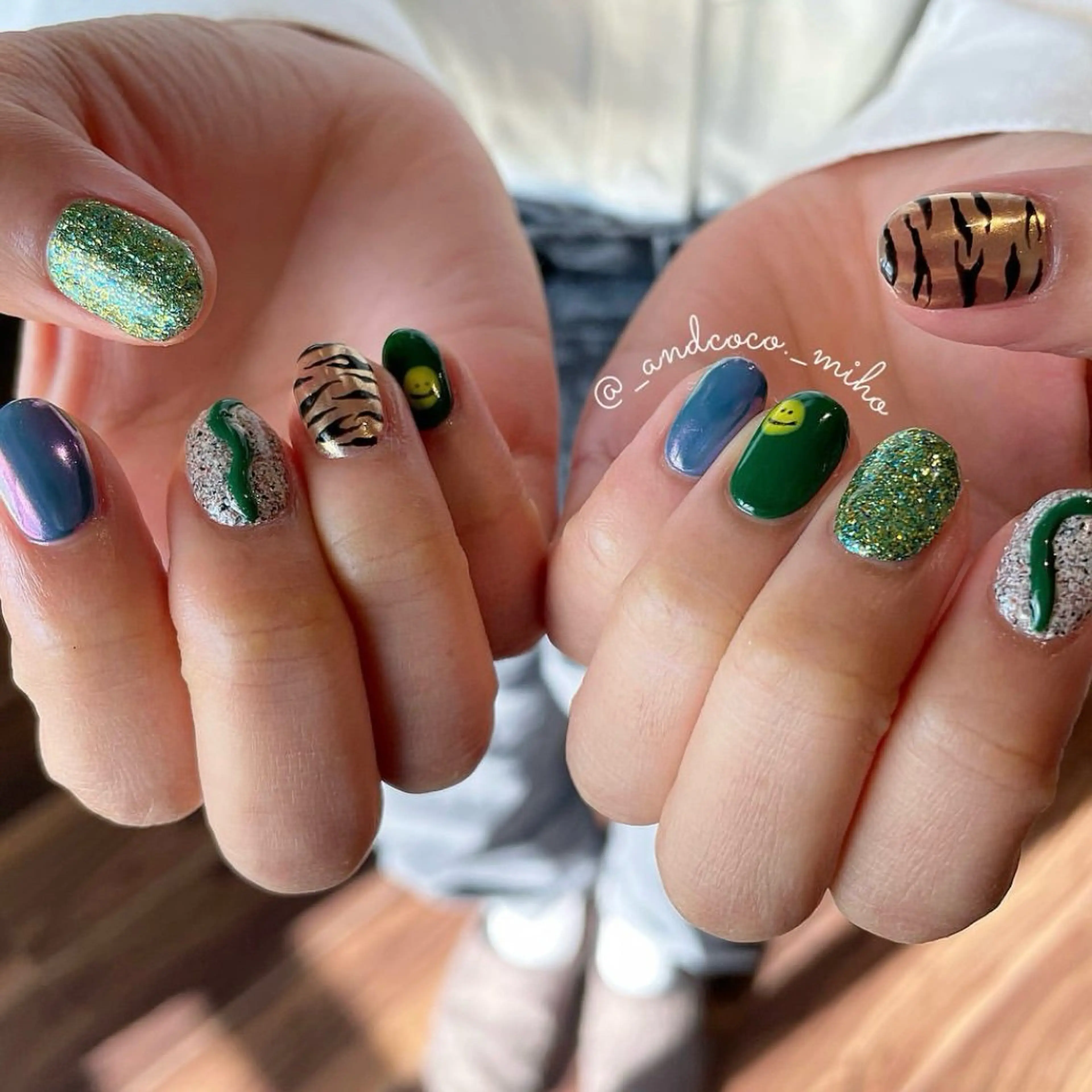 ネイル Nailist〻 mihoのネイルデザイン