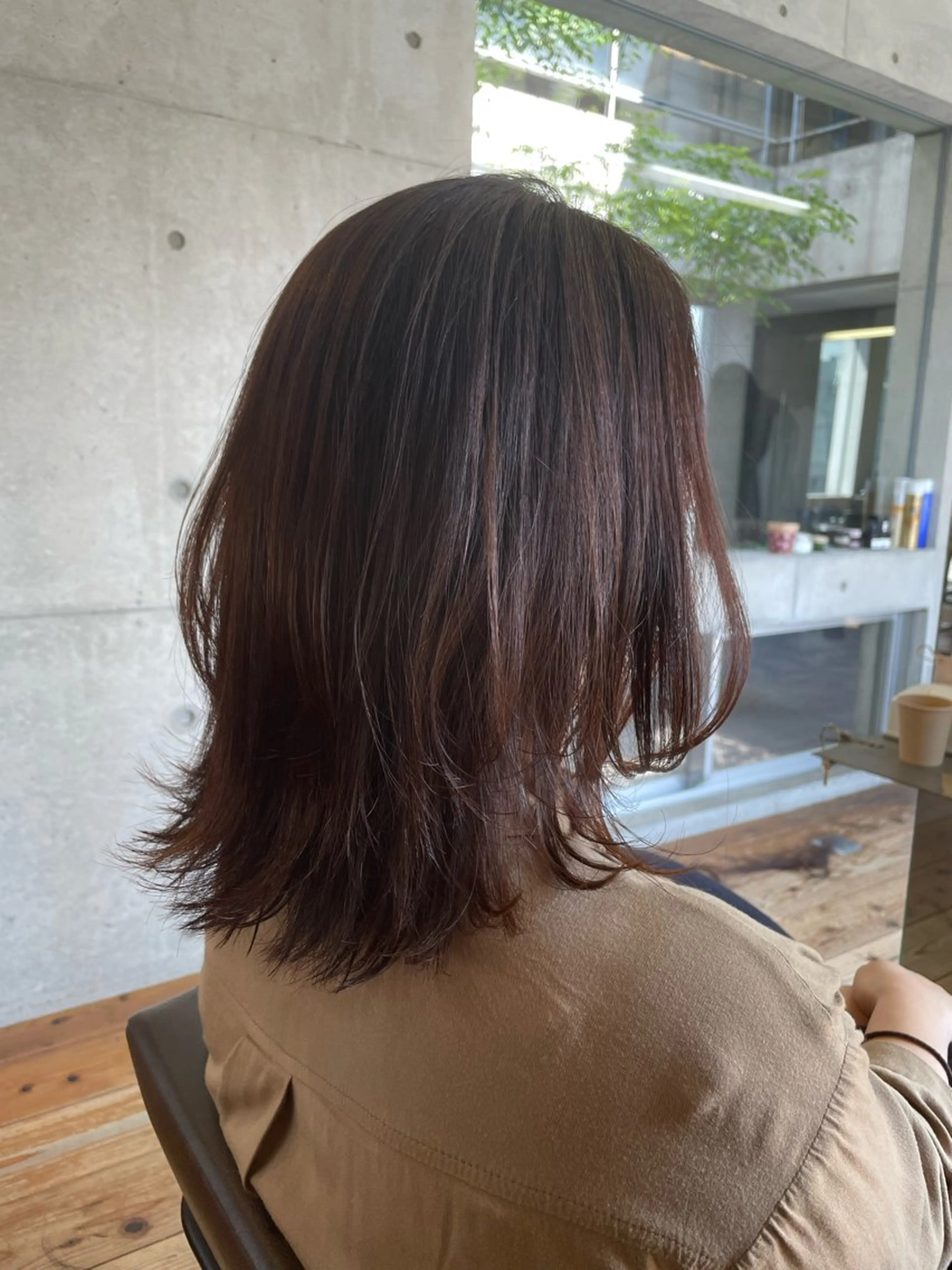 ミディアム カラー ..ROUTE.. Chihiroのヘアスタイル