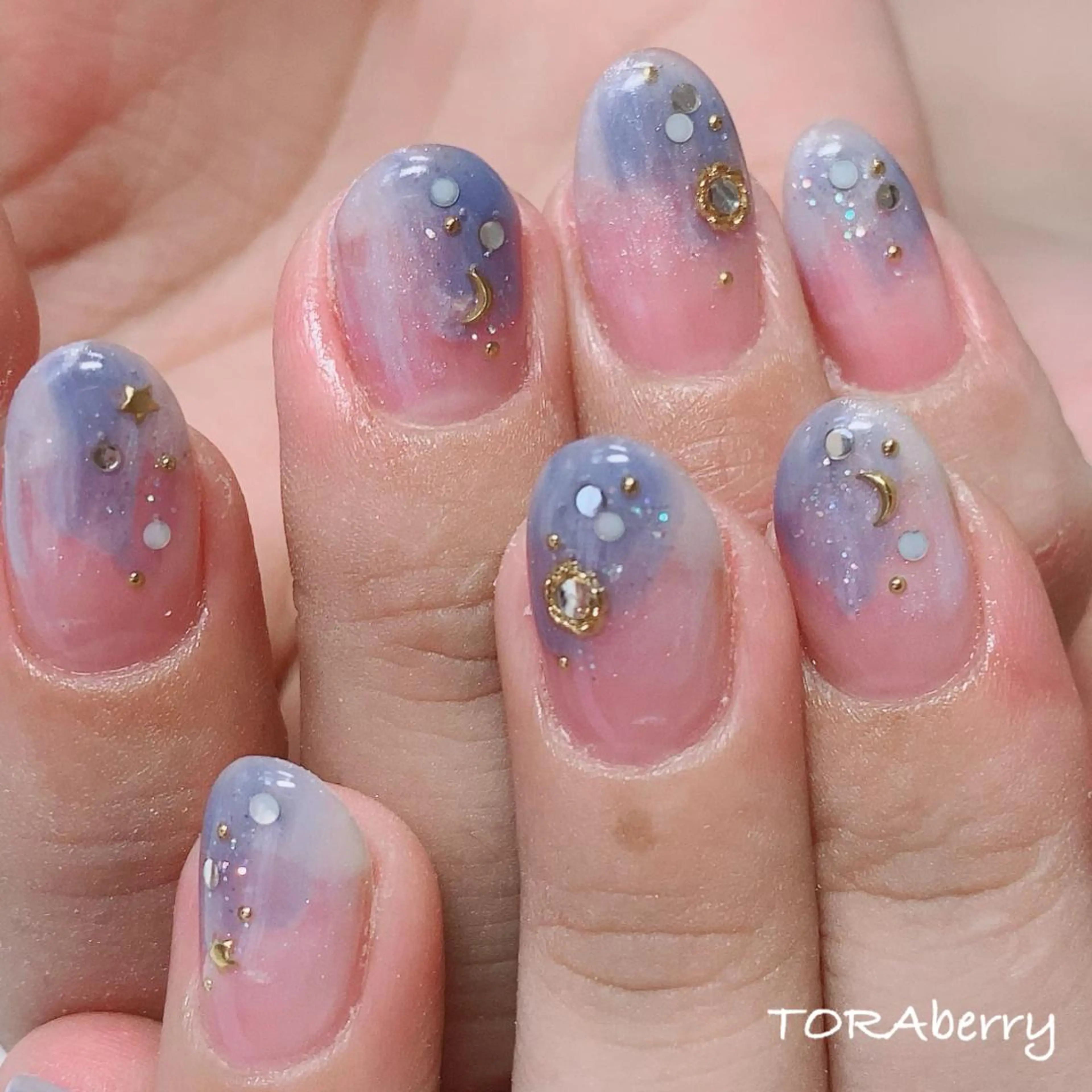 ネイル ハンドネイル ネイリスト なつみのネイルデザイン