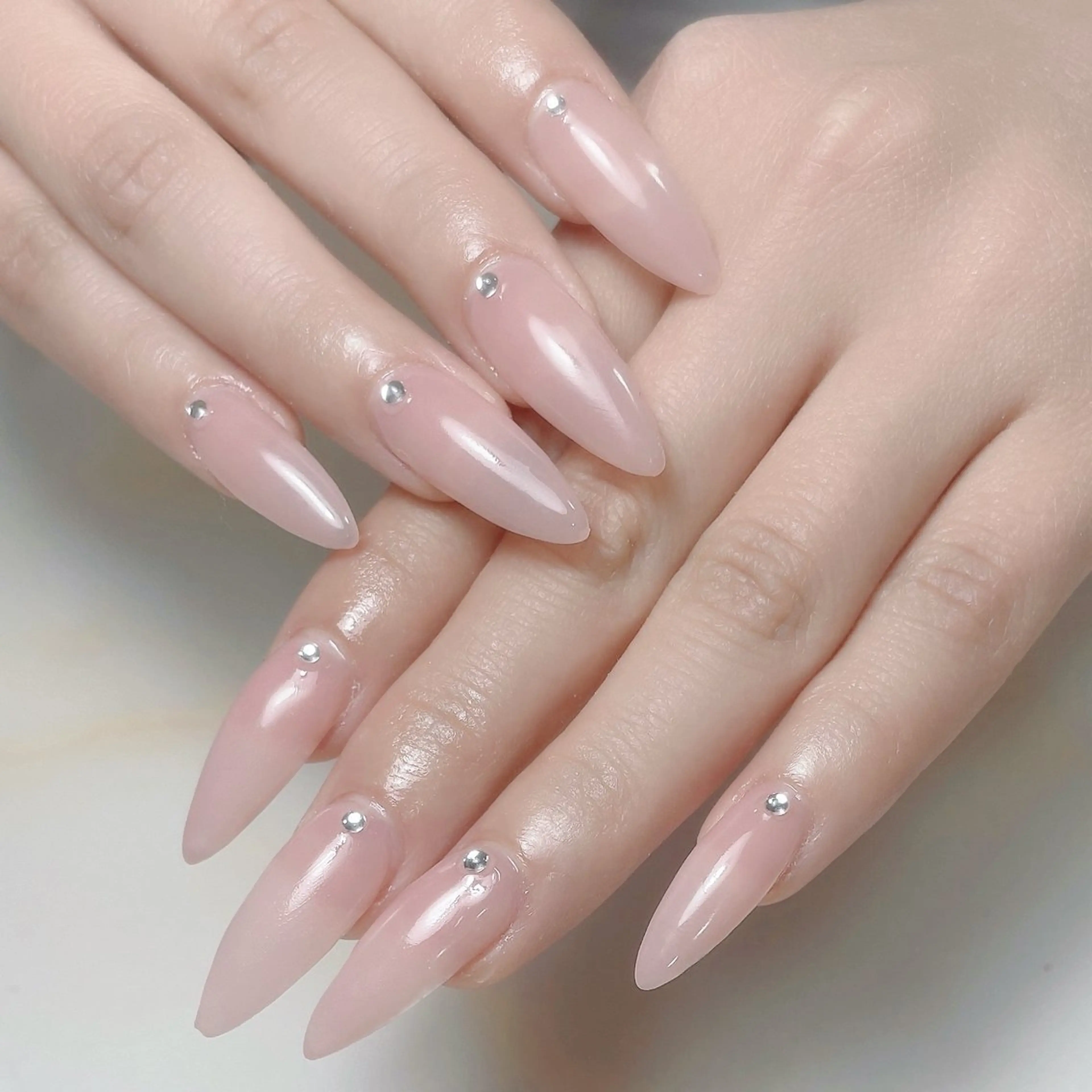 ネイル アートネイル フレンチネイル ジェルネイル グラデーション 韓国ネイル ハンドネイル 久保田 マリコのネイルデザイン