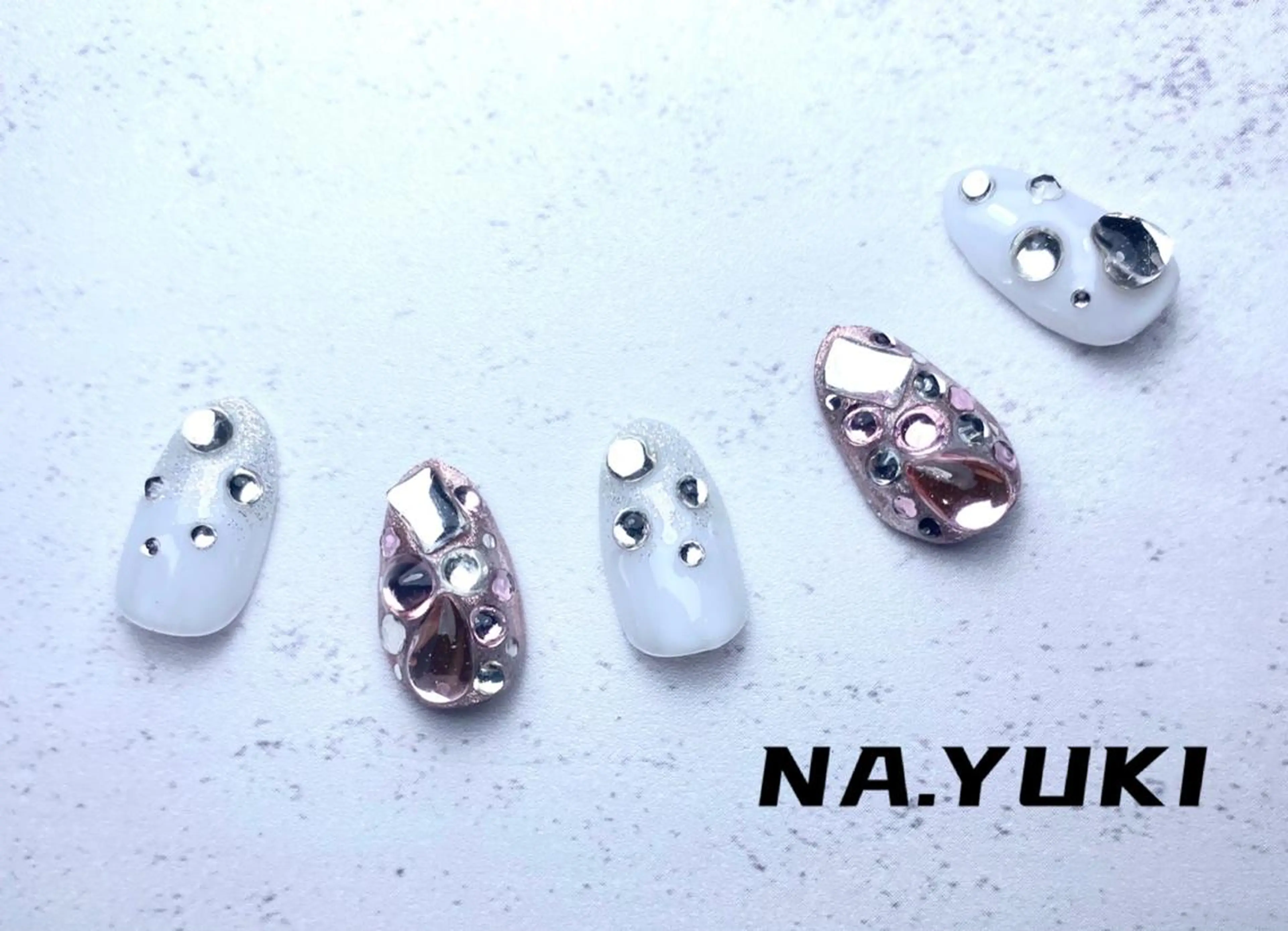 ネイル ハンドネイル ハンドケア ナユキNA.YUKI 池袋店のネイルデザイン